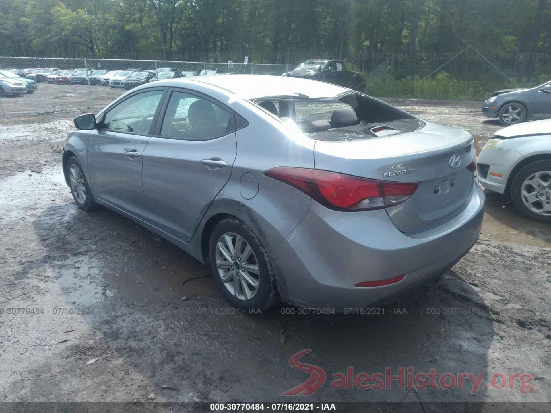 5NPDH4AE3GH797806 2016 HYUNDAI ELANTRA