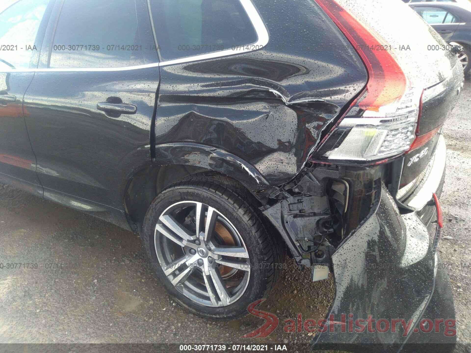 LYVA22RKXJB113909 2018 VOLVO XC60