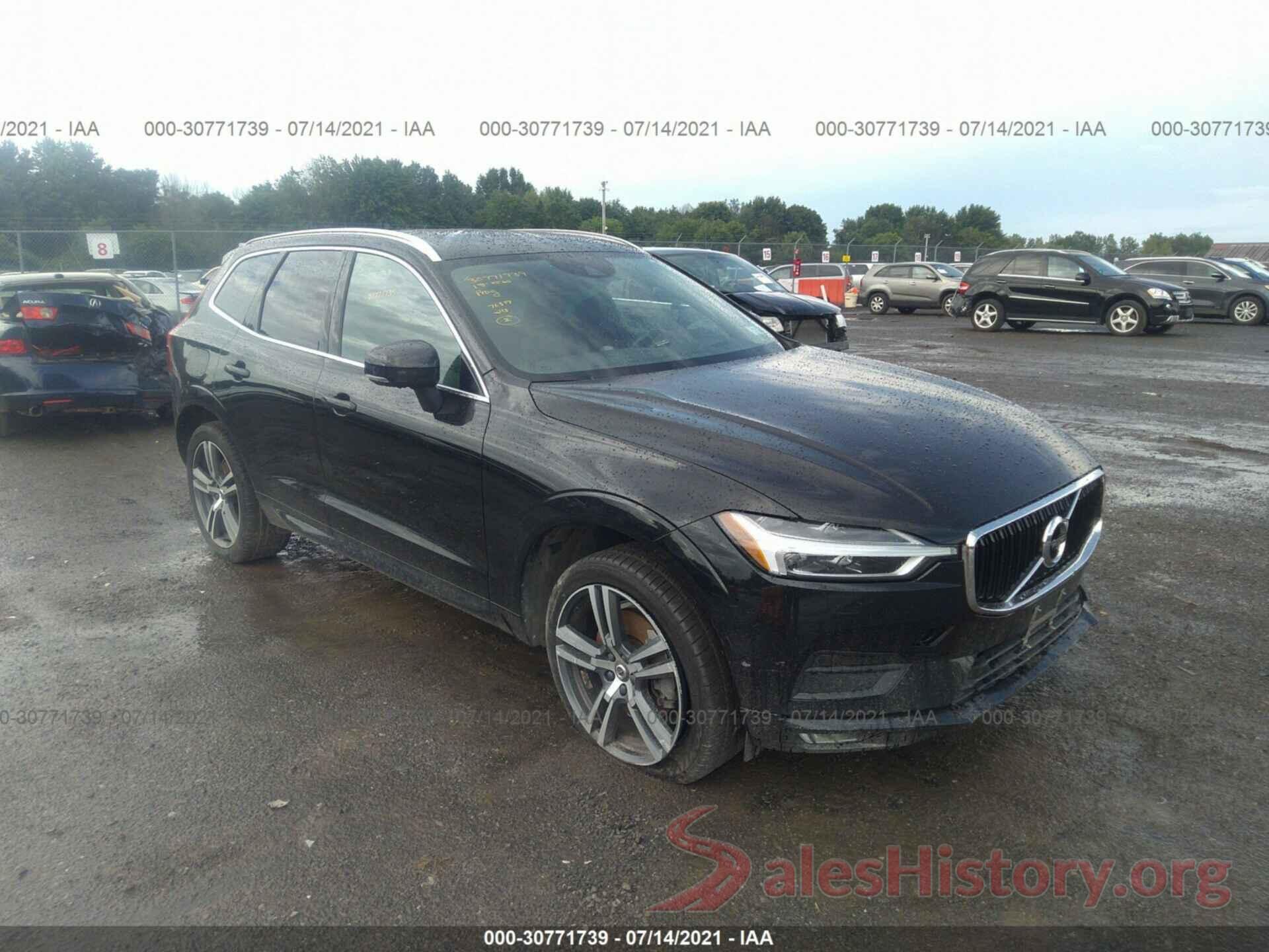 LYVA22RKXJB113909 2018 VOLVO XC60