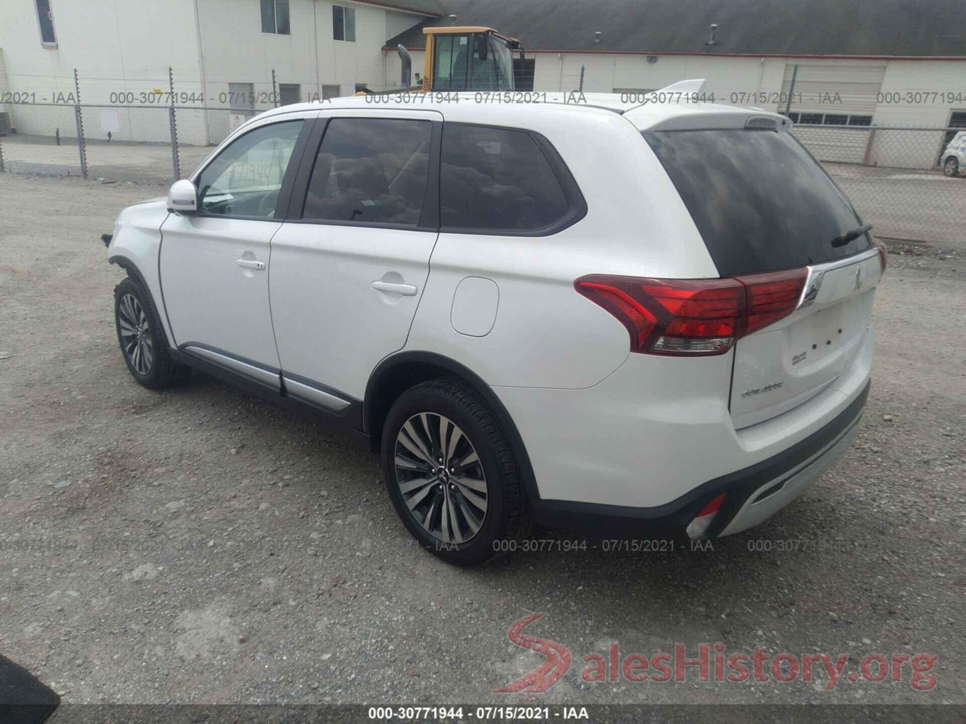 JA4AZ3A38LZ045296 2020 MITSUBISHI OUTLANDER