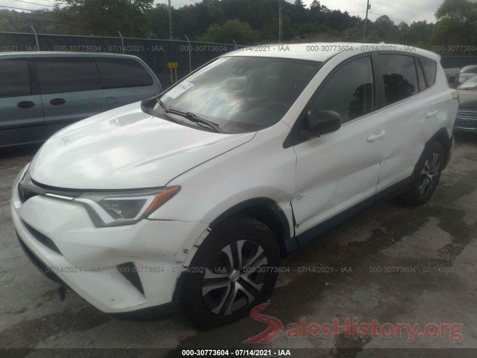 2T3BFREV4JW775009 2018 TOYOTA RAV4