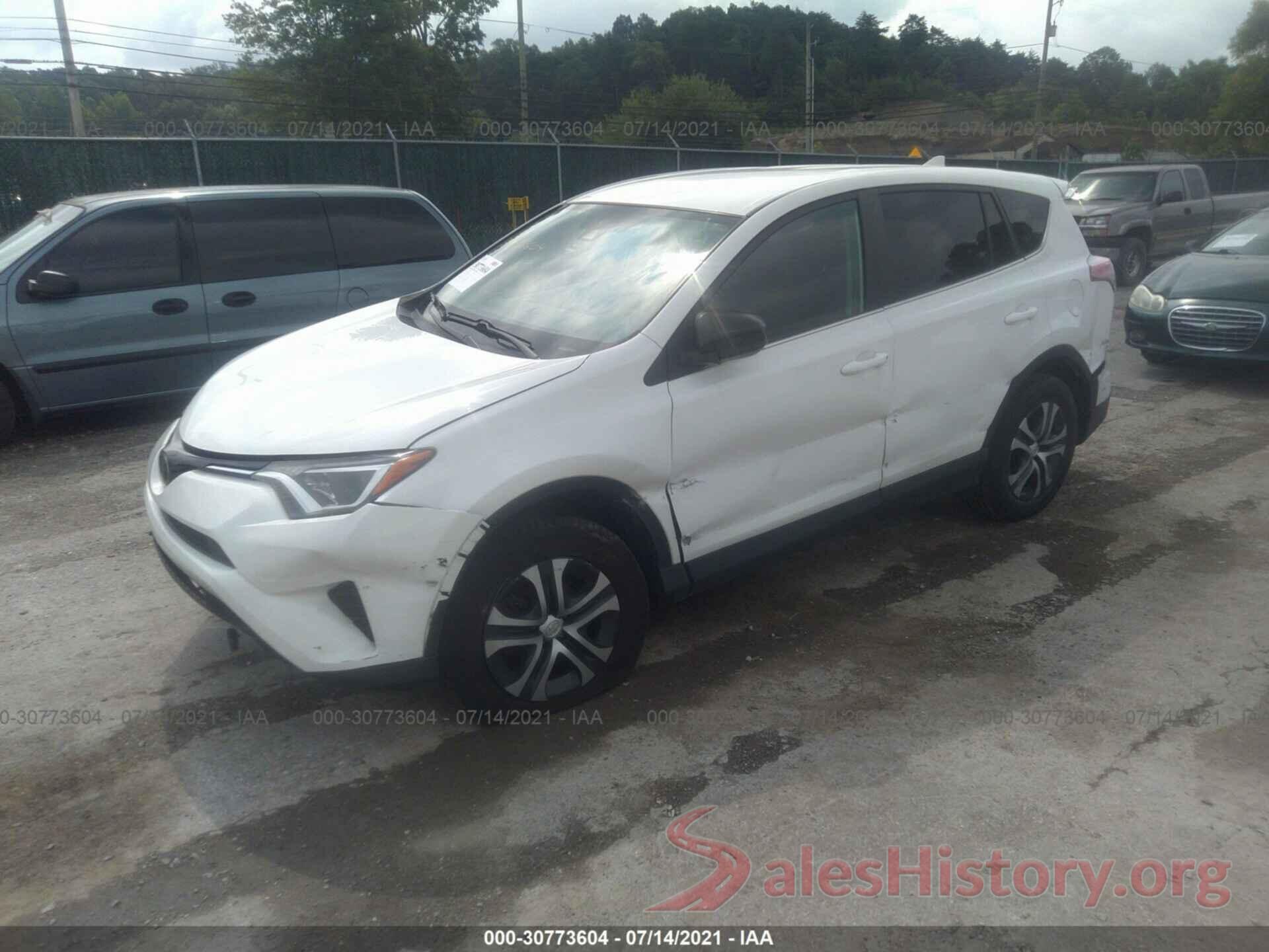 2T3BFREV4JW775009 2018 TOYOTA RAV4