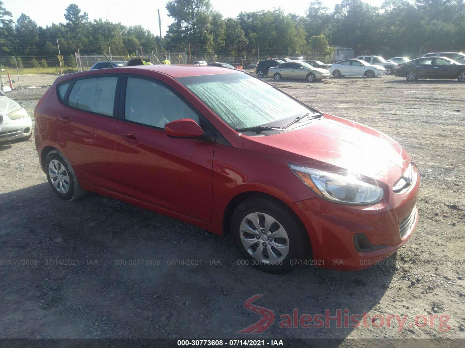 KMHCT5AE3HU338780 2017 HYUNDAI ACCENT