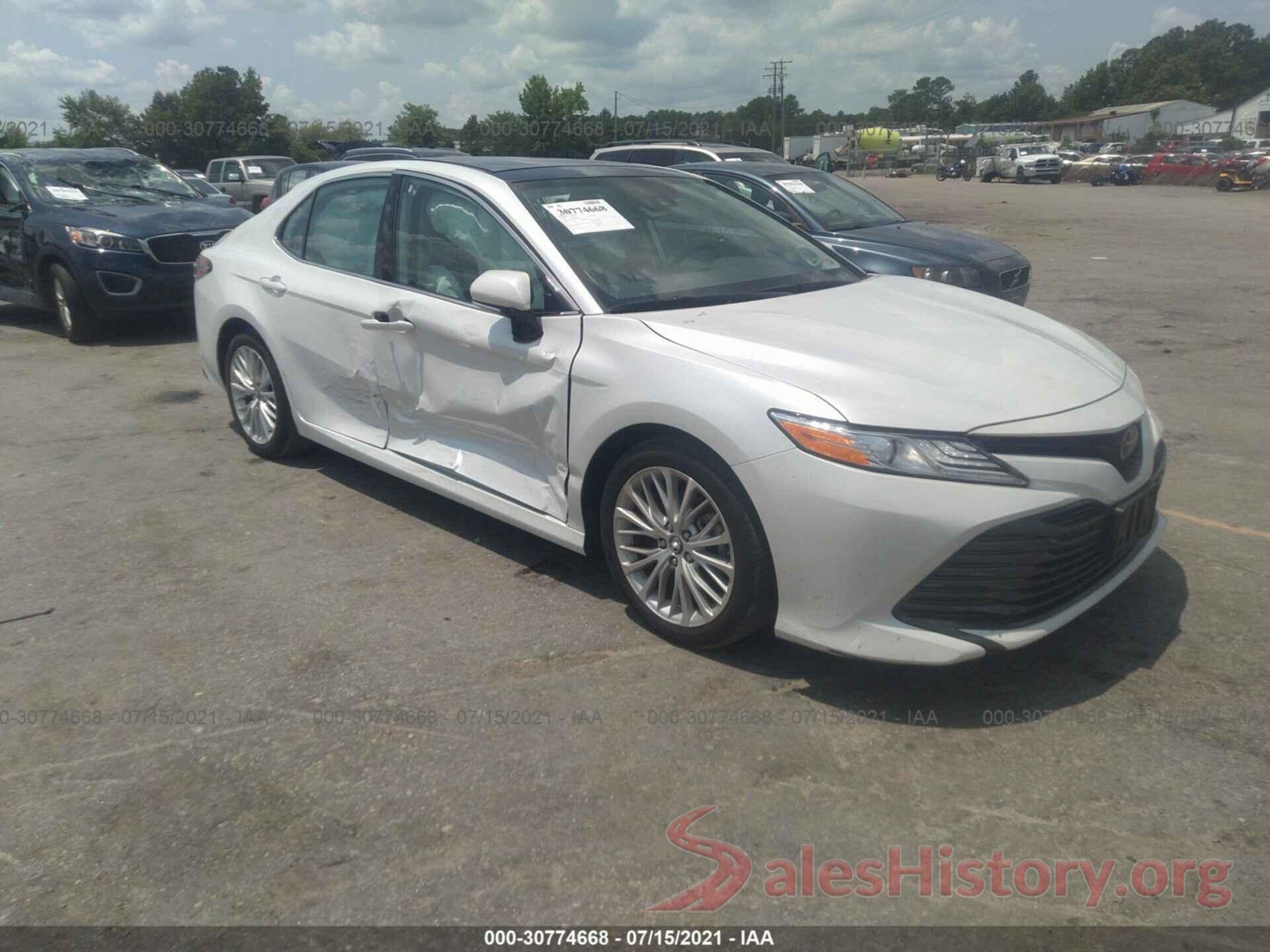 4T1B11HK5KU679384 2019 TOYOTA CAMRY