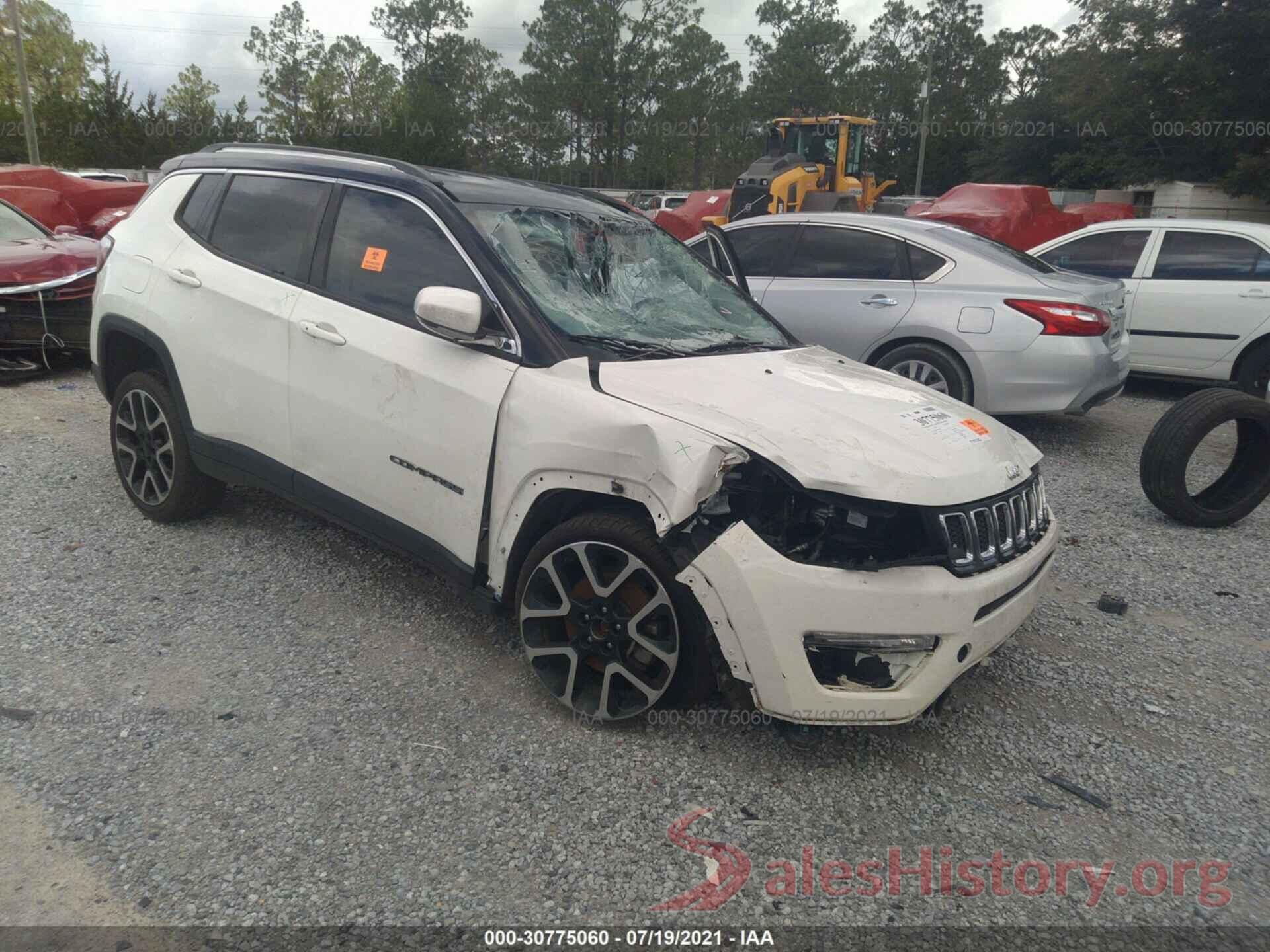 3C4NJDCB3JT131001 2018 JEEP COMPASS