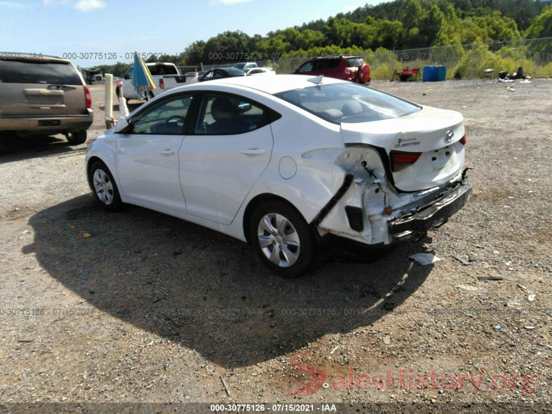 5NPDH4AE8GH755194 2016 HYUNDAI ELANTRA