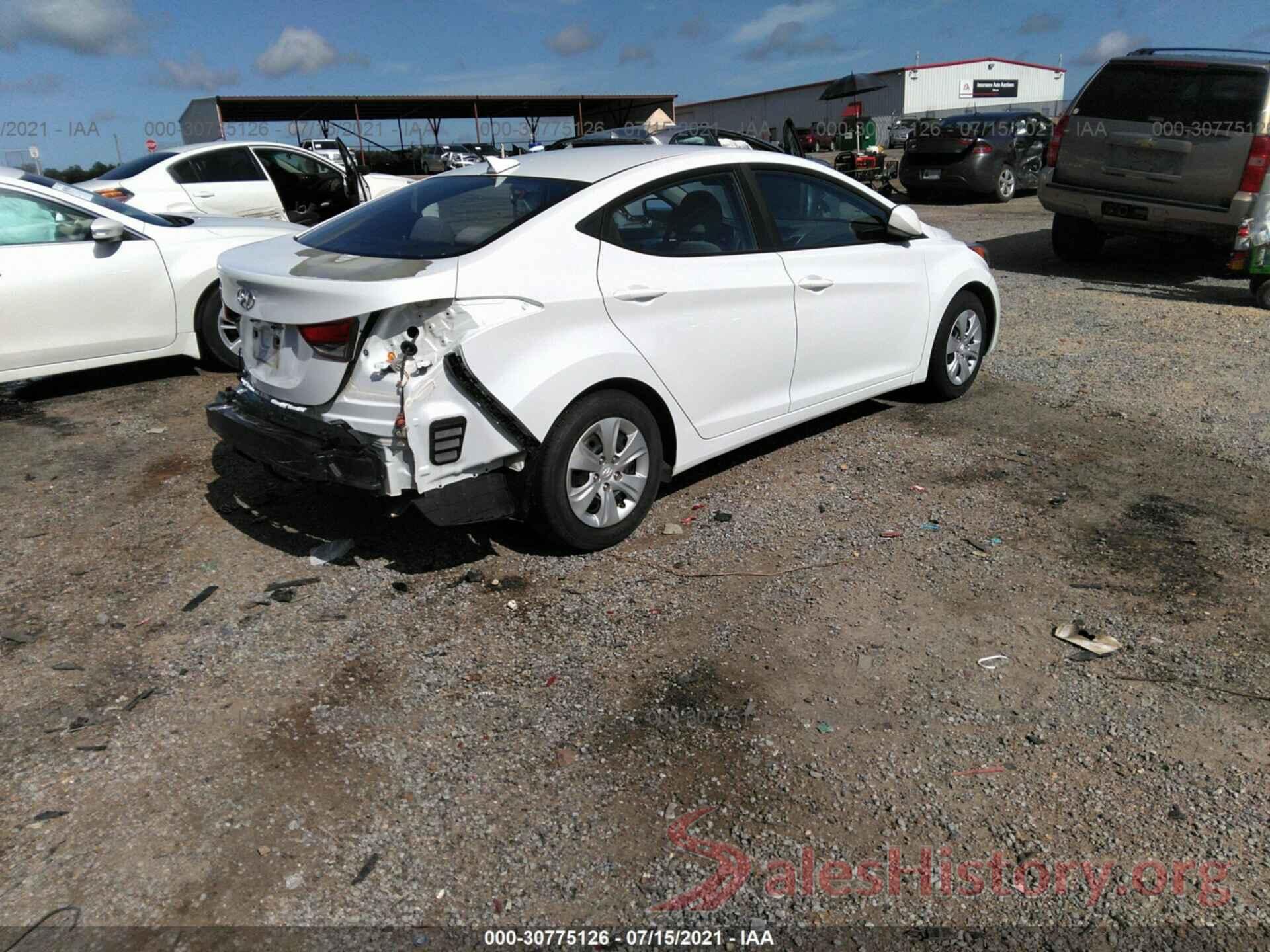 5NPDH4AE8GH755194 2016 HYUNDAI ELANTRA