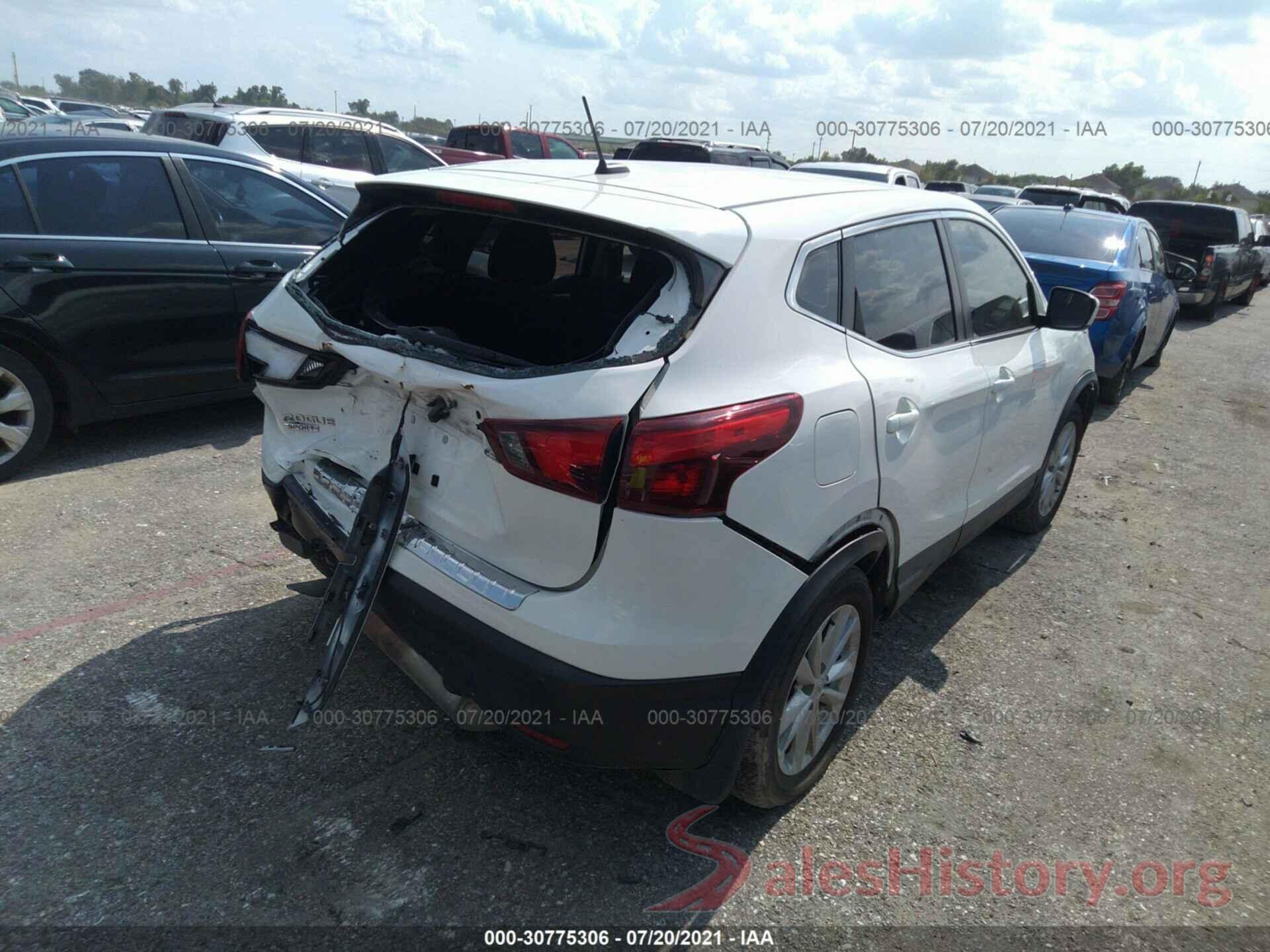 JN1BJ1CPXHW019803 2017 NISSAN ROGUE SPORT