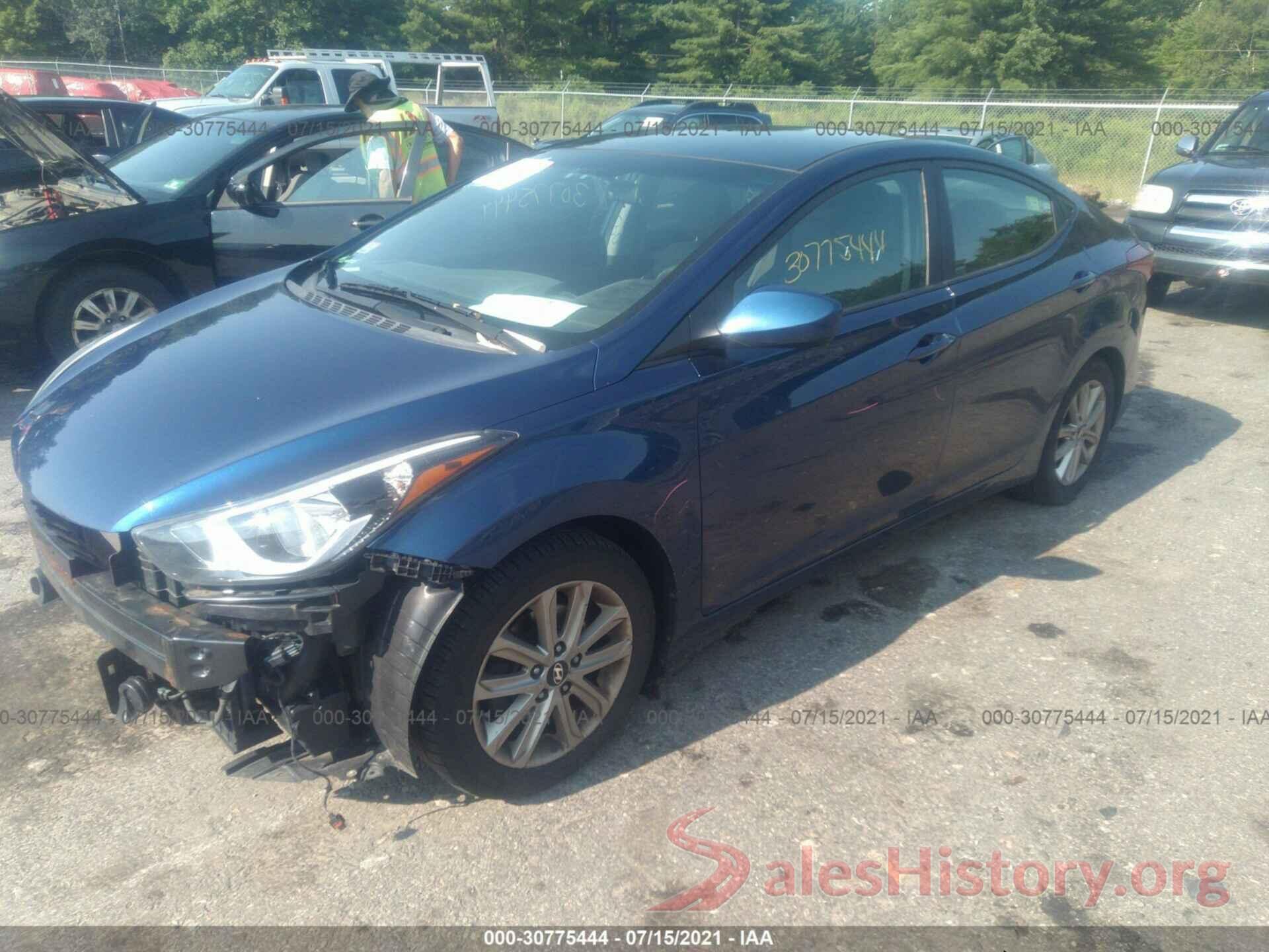 5NPDH4AE0GH715594 2016 HYUNDAI ELANTRA