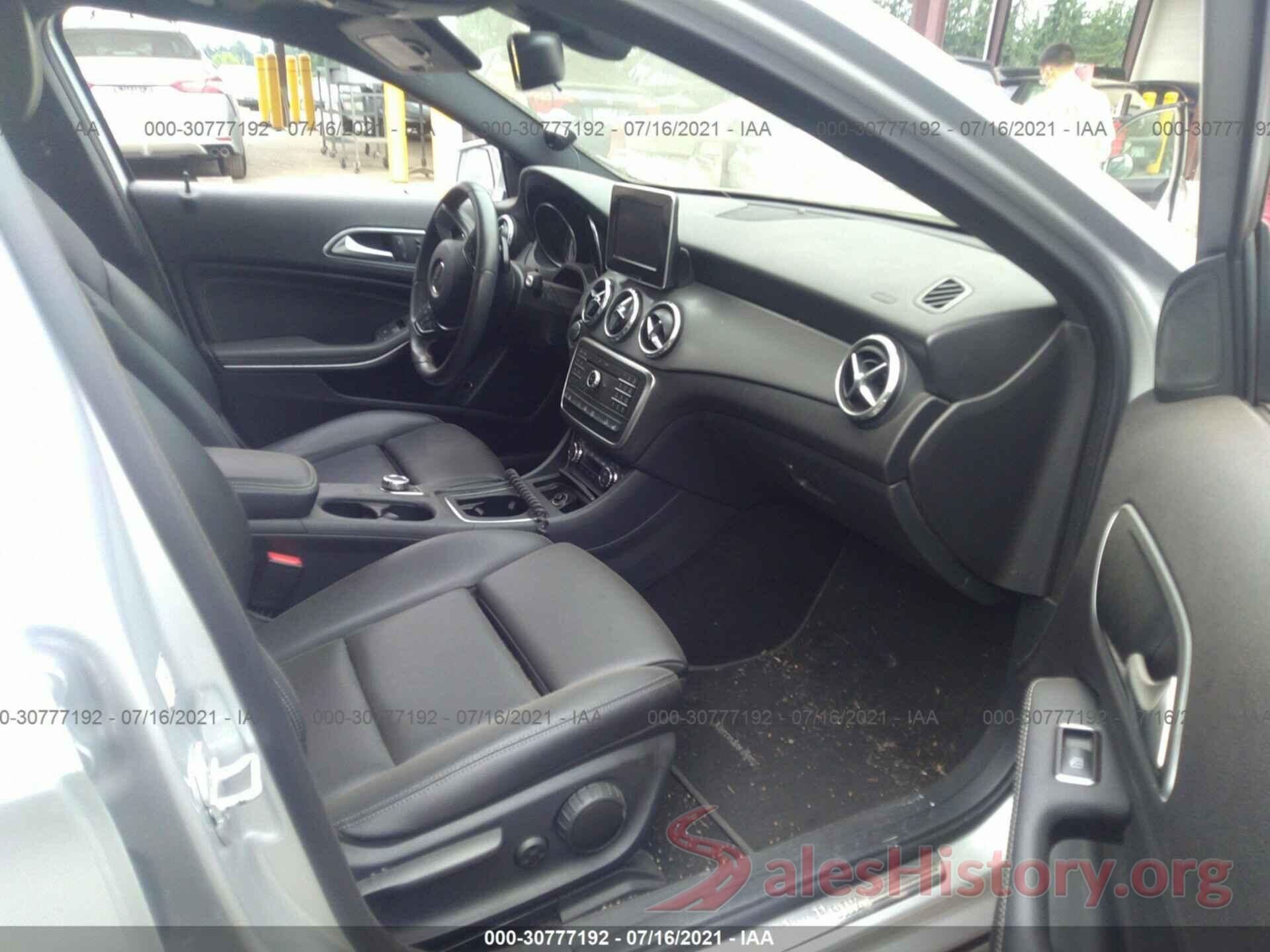 WDCTG4GB3GJ245428 2016 MERCEDES-BENZ GLA