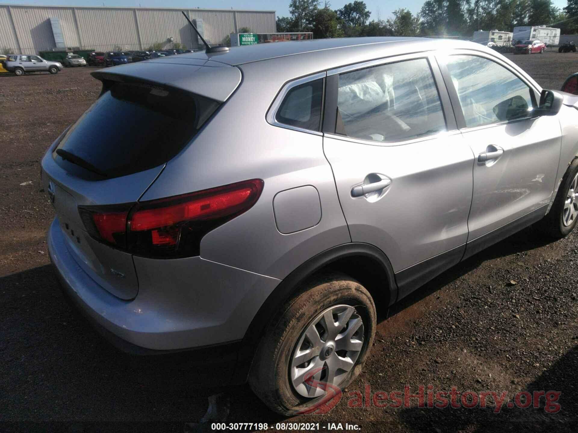 JN1BJ1CR7JW258538 2018 NISSAN ROGUE SPORT