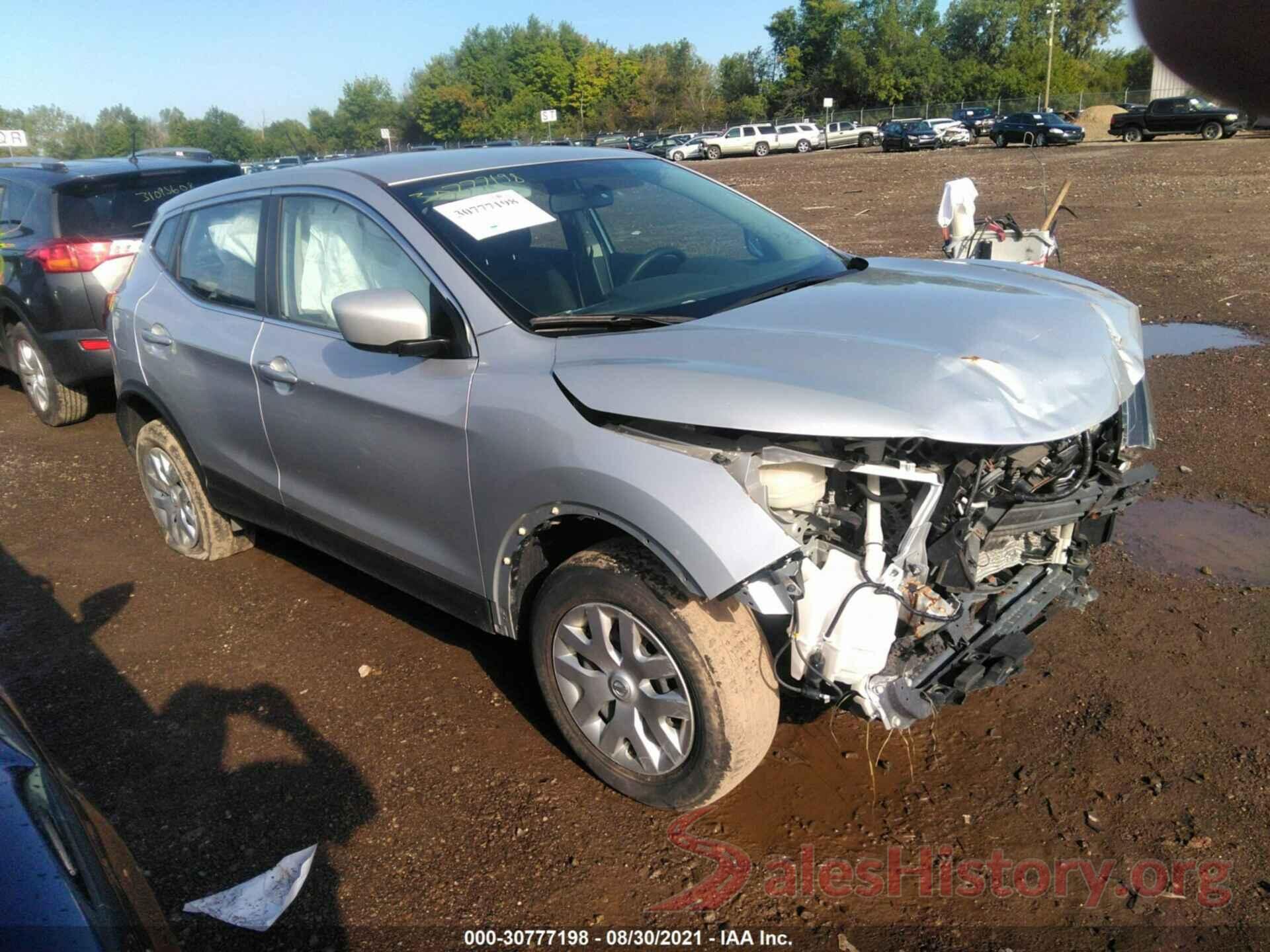 JN1BJ1CR7JW258538 2018 NISSAN ROGUE SPORT