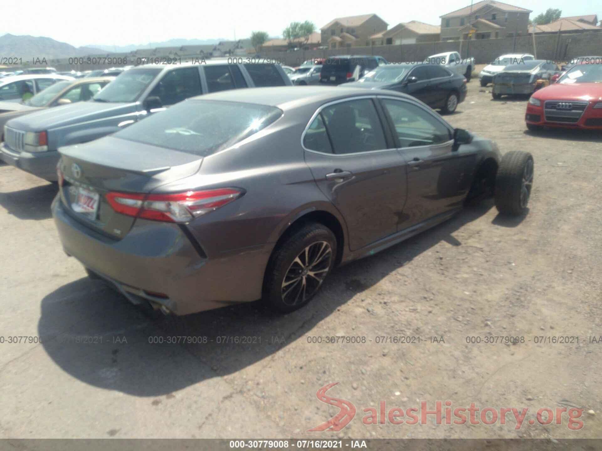 4T1B11HK7JU556104 2018 TOYOTA CAMRY