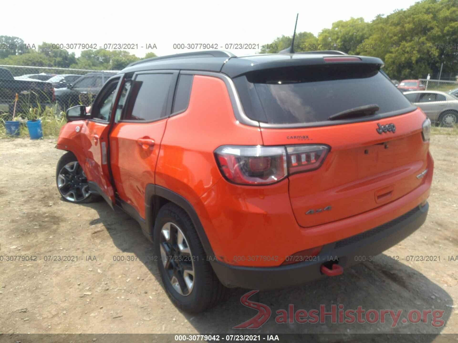 3C4NJDDB5JT129636 2018 JEEP COMPASS