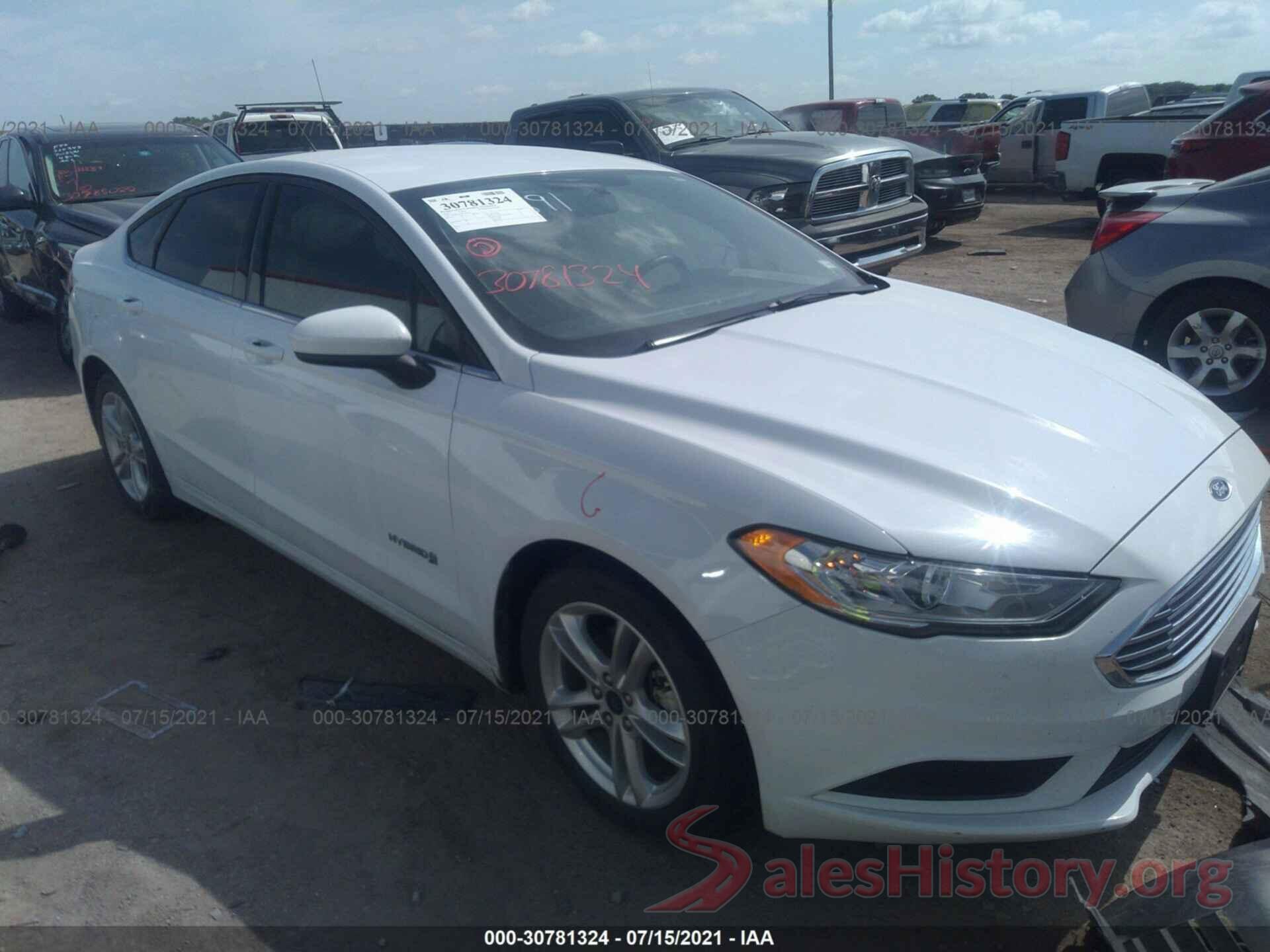 3FA6P0UU0JR260019 2018 FORD FUSION HYBRID