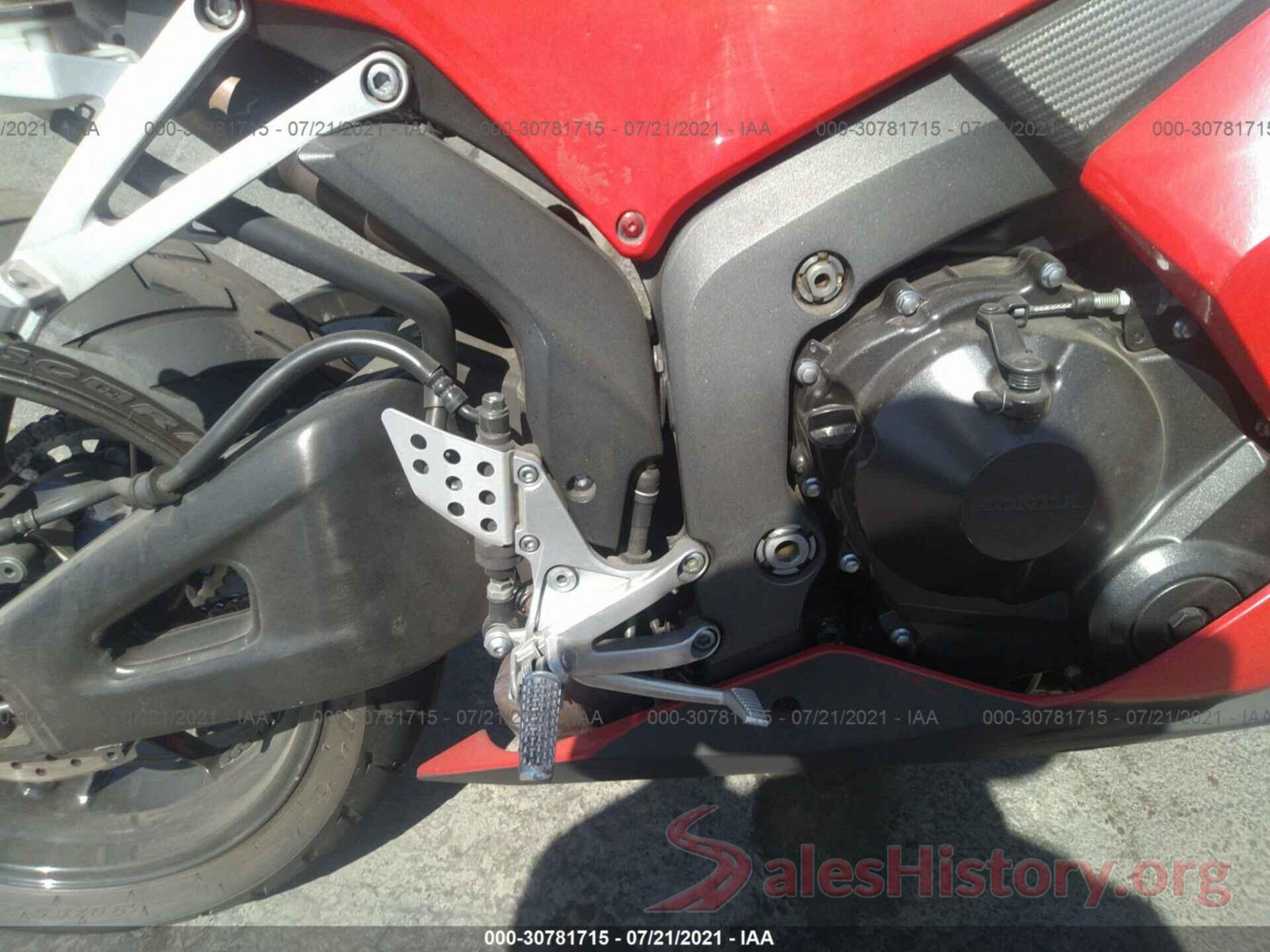 JH2PC40H1JK400102 2018 HONDA CBR600