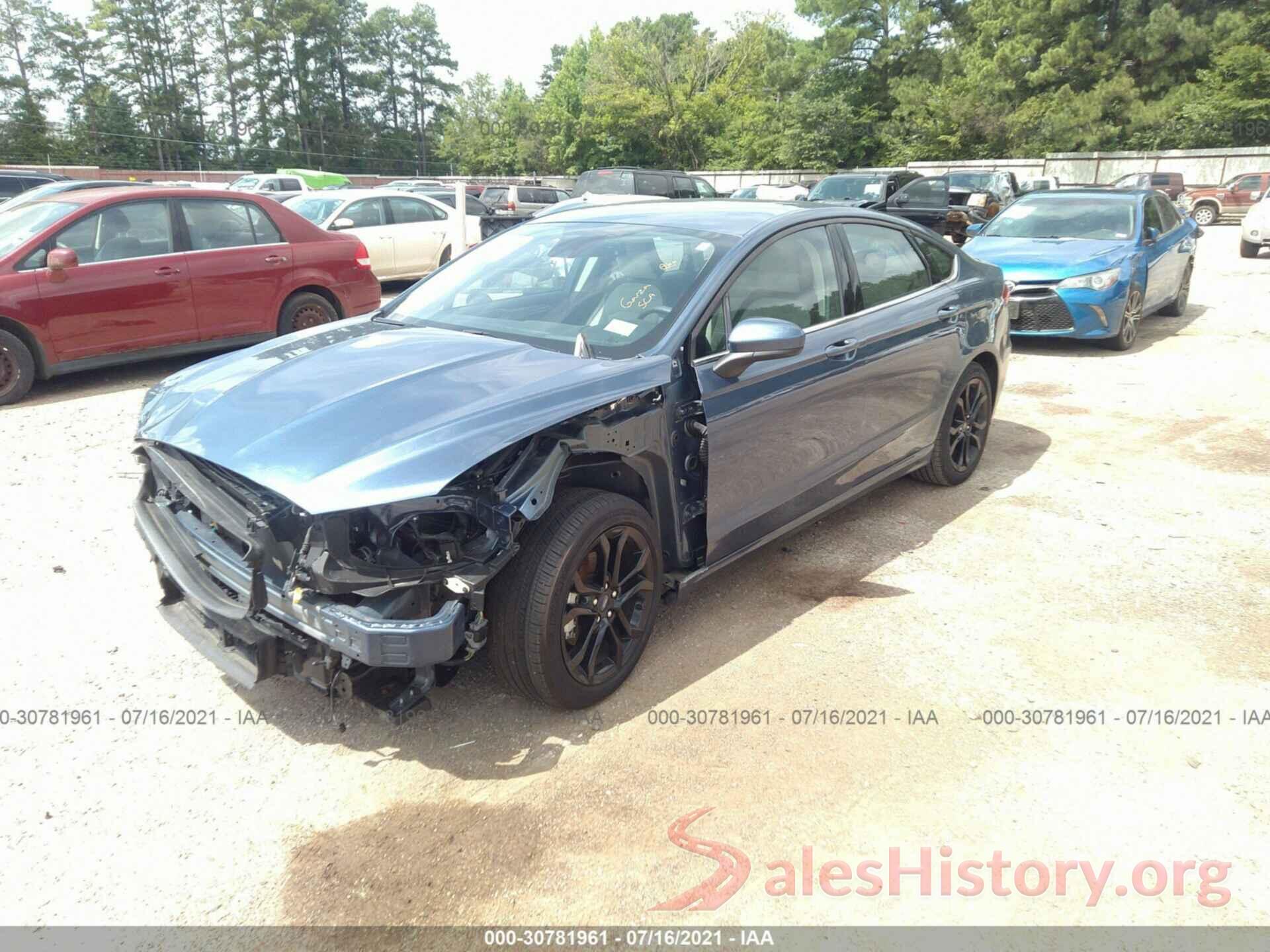 3FA6P0HD1KR113784 2019 FORD FUSION