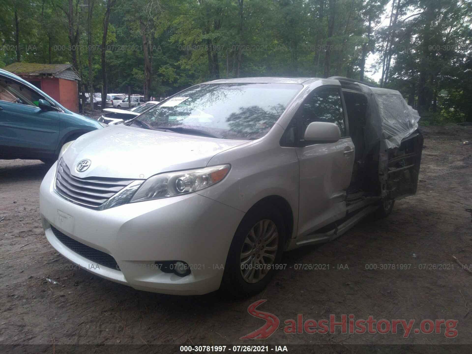 5TDYK3DC9GS744447 2016 TOYOTA SIENNA