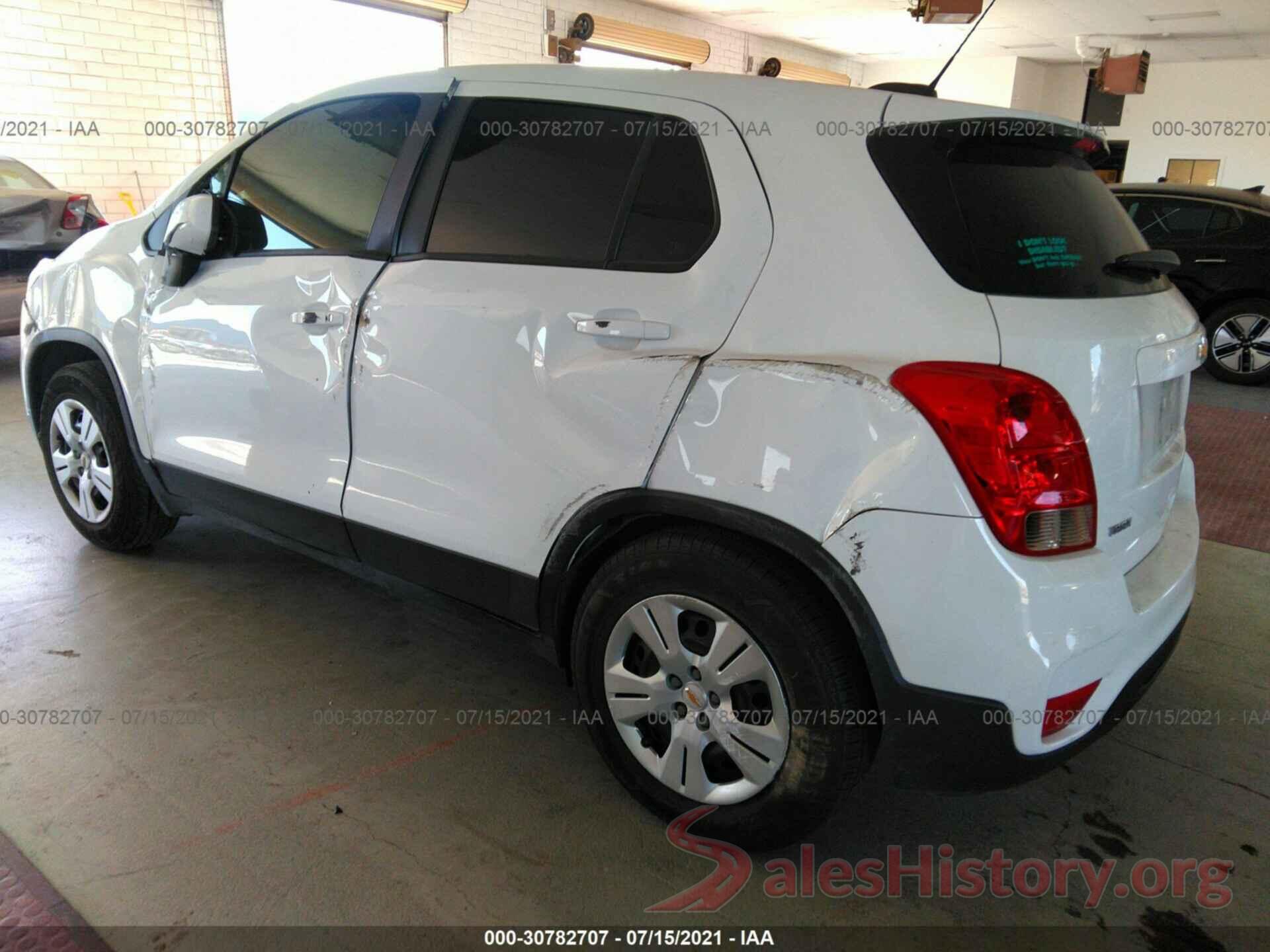 KL7CJKSB0JB722267 2018 CHEVROLET TRAX