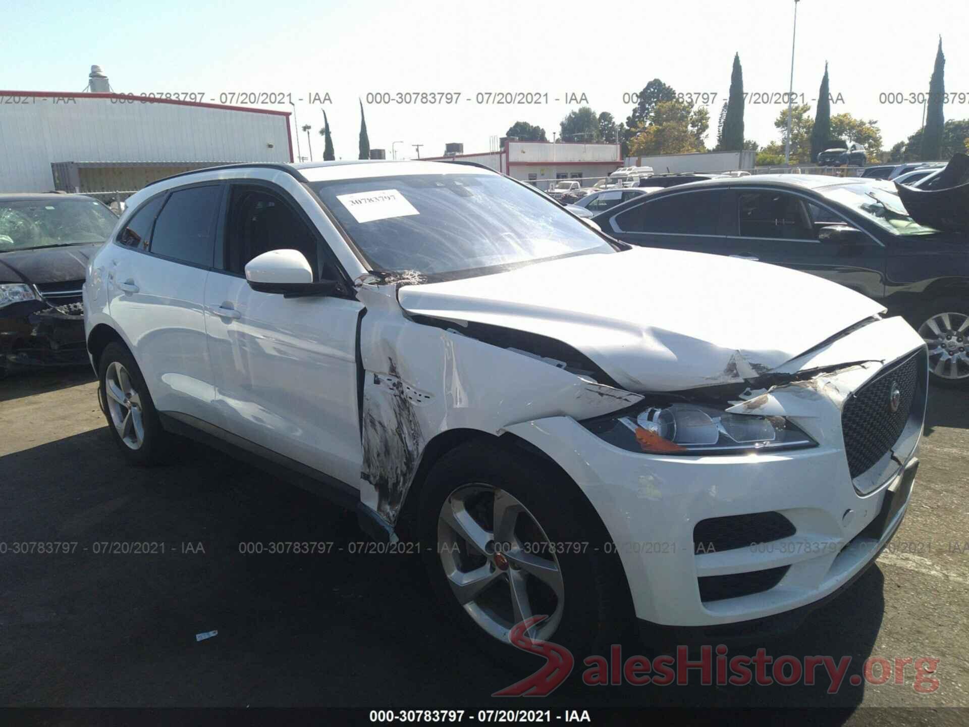 SADCJ2GX6KA368760 2019 JAGUAR F-PACE