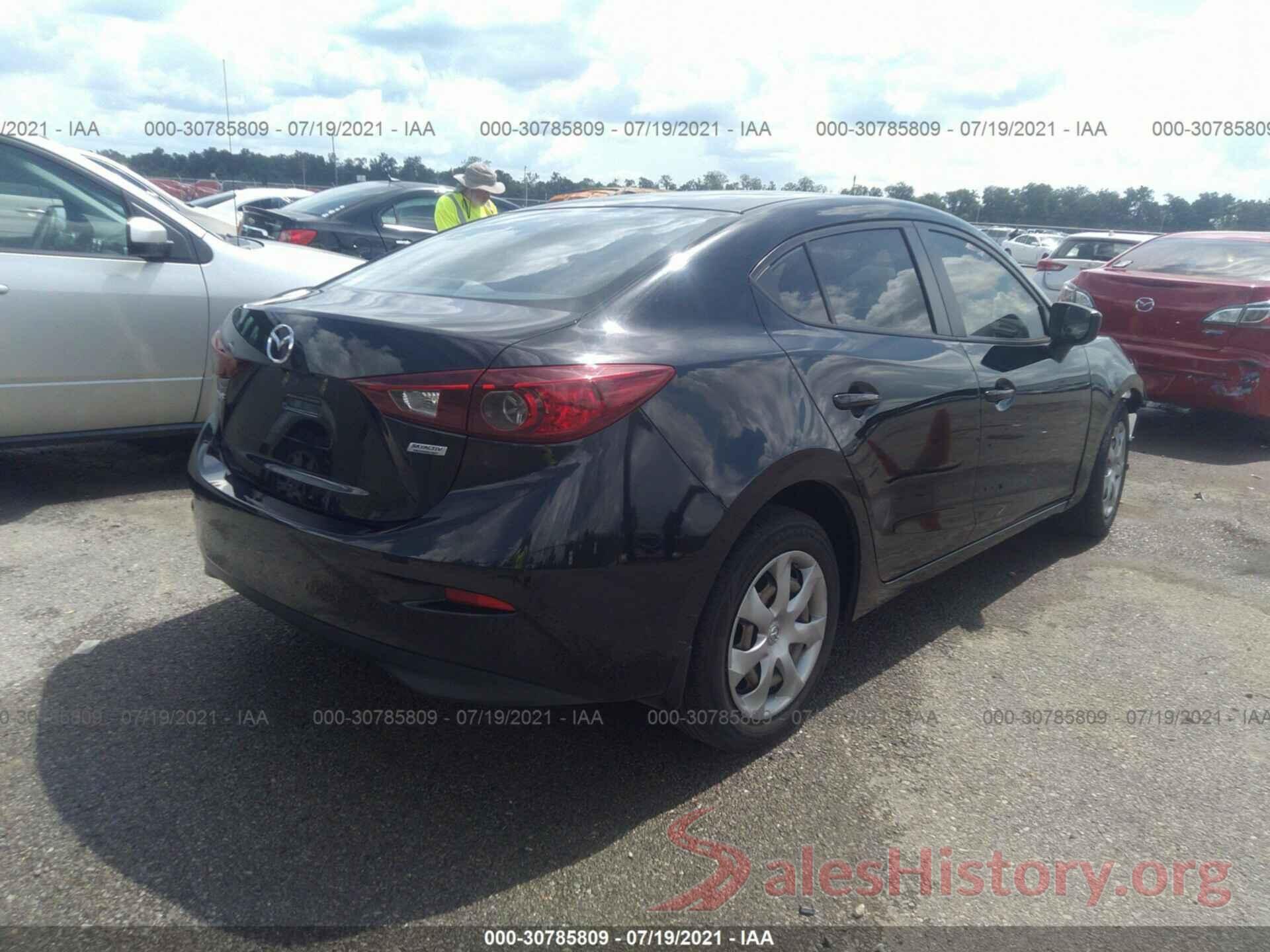 JM1BN1U74H1113852 2017 MAZDA MAZDA3 4-DOOR