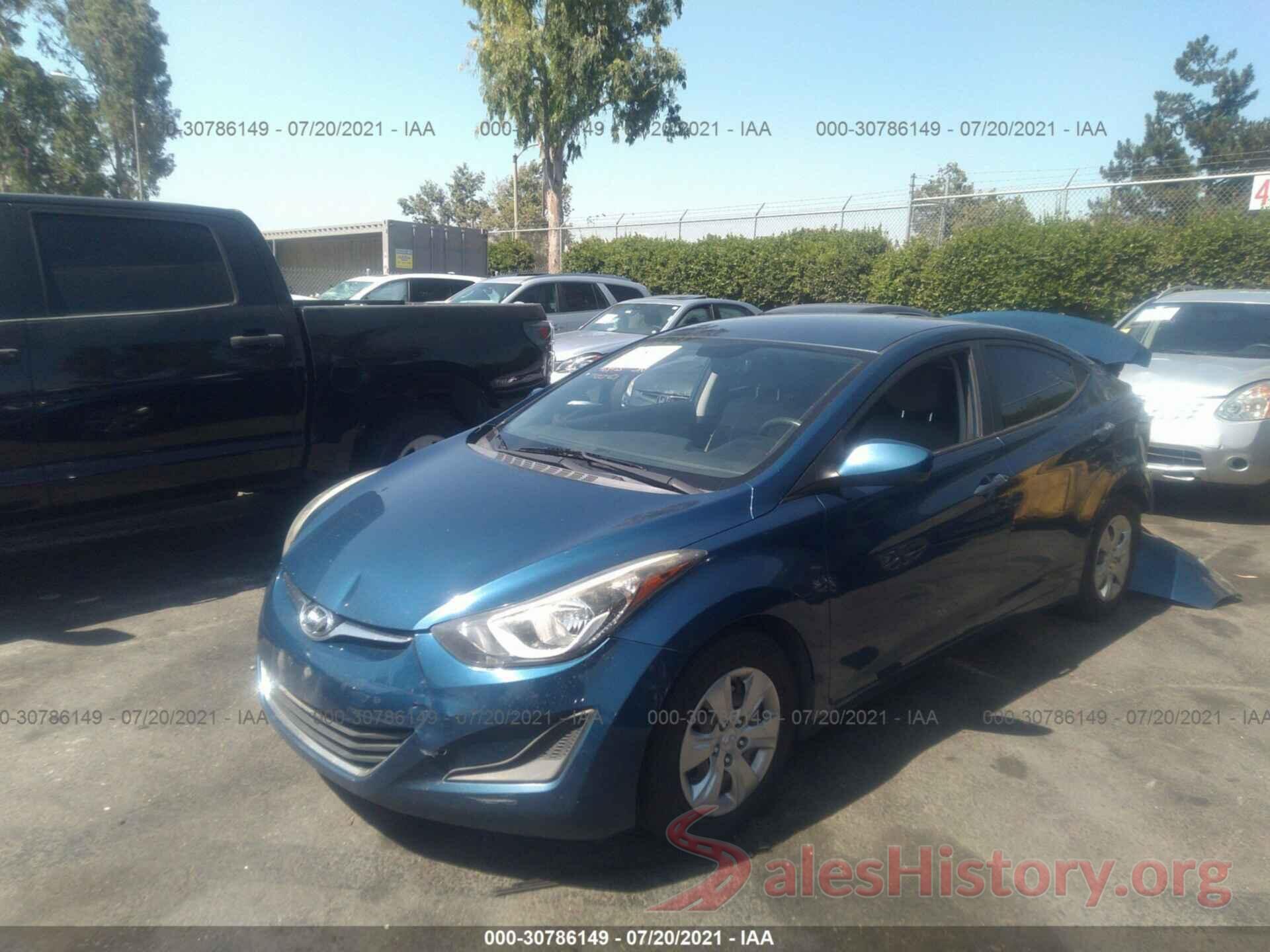 KMHDH4AE3GU569385 2016 HYUNDAI ELANTRA