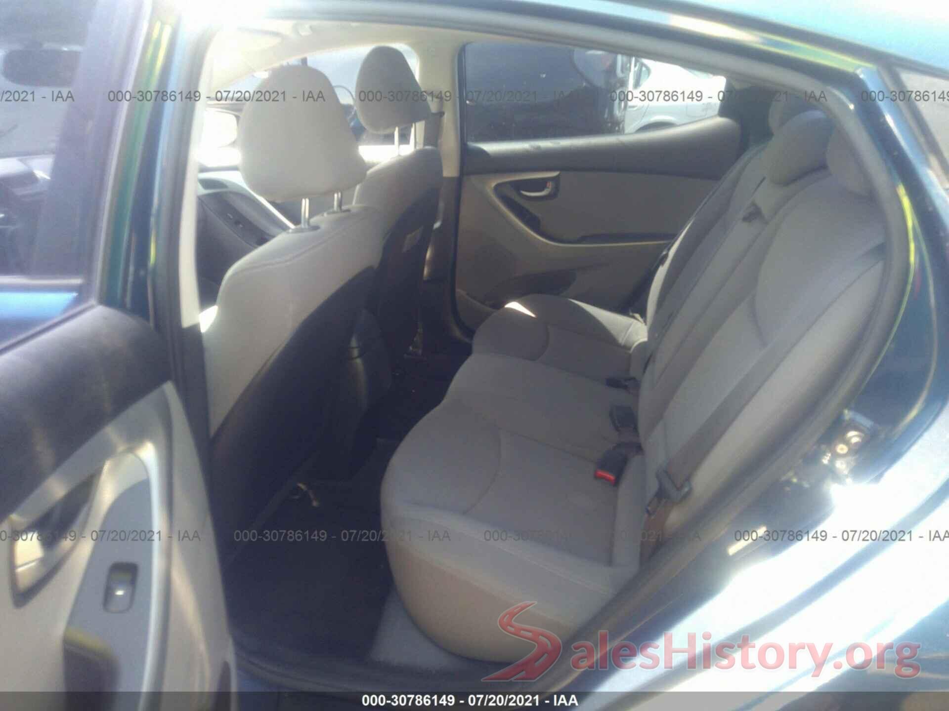 KMHDH4AE3GU569385 2016 HYUNDAI ELANTRA