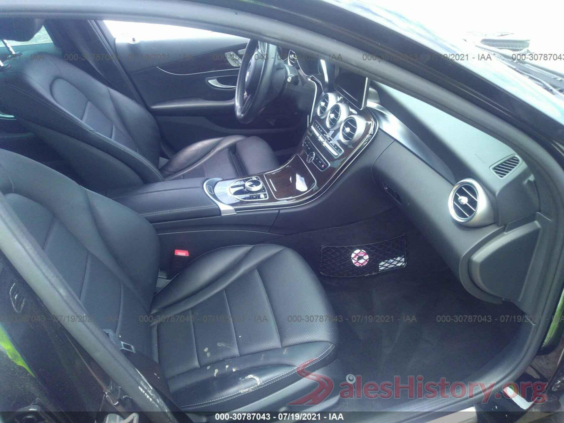 WDDWF4JB1JR361708 2018 MERCEDES-BENZ C-CLASS