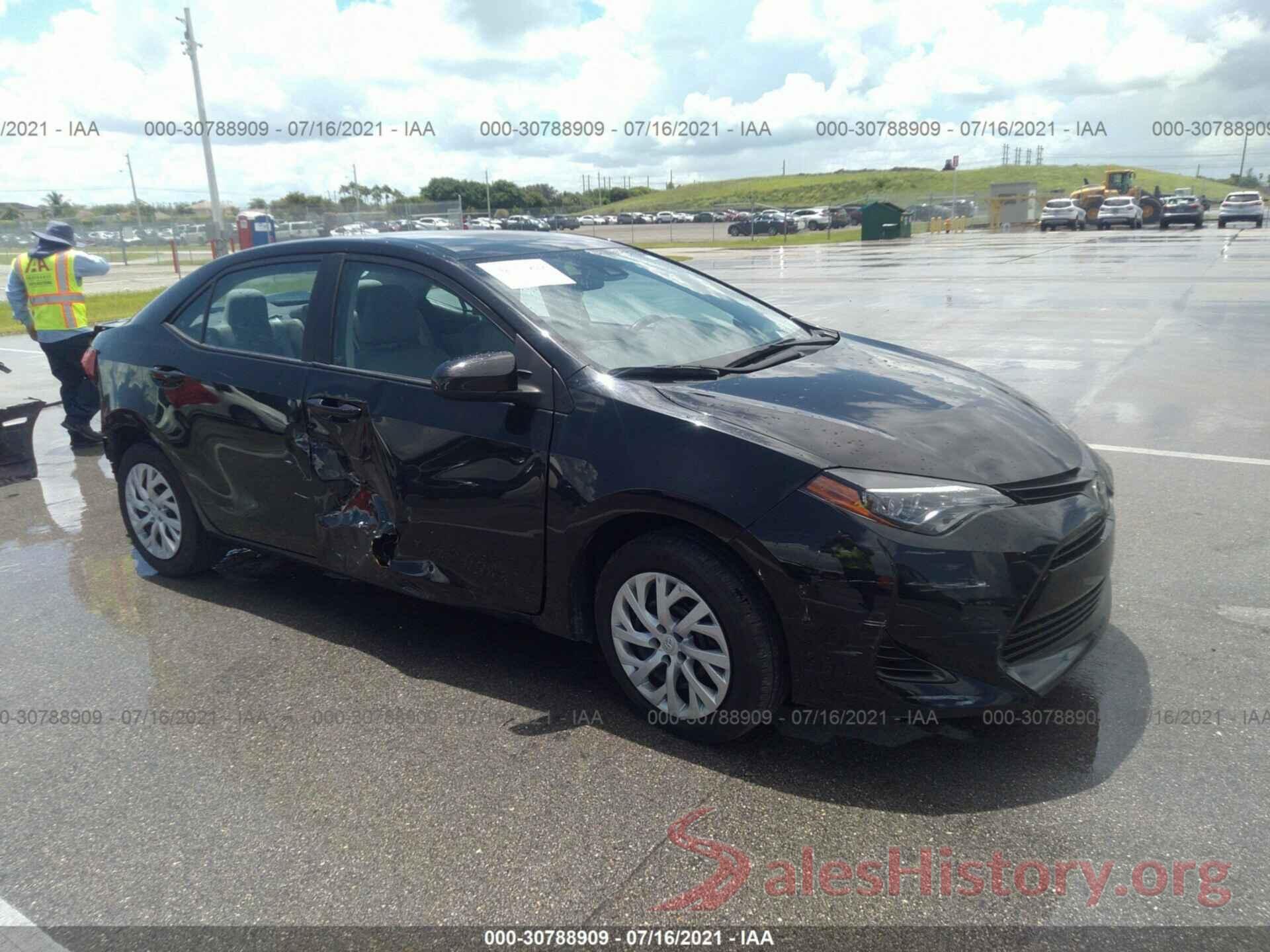 5YFBURHE2KP879494 2019 TOYOTA COROLLA