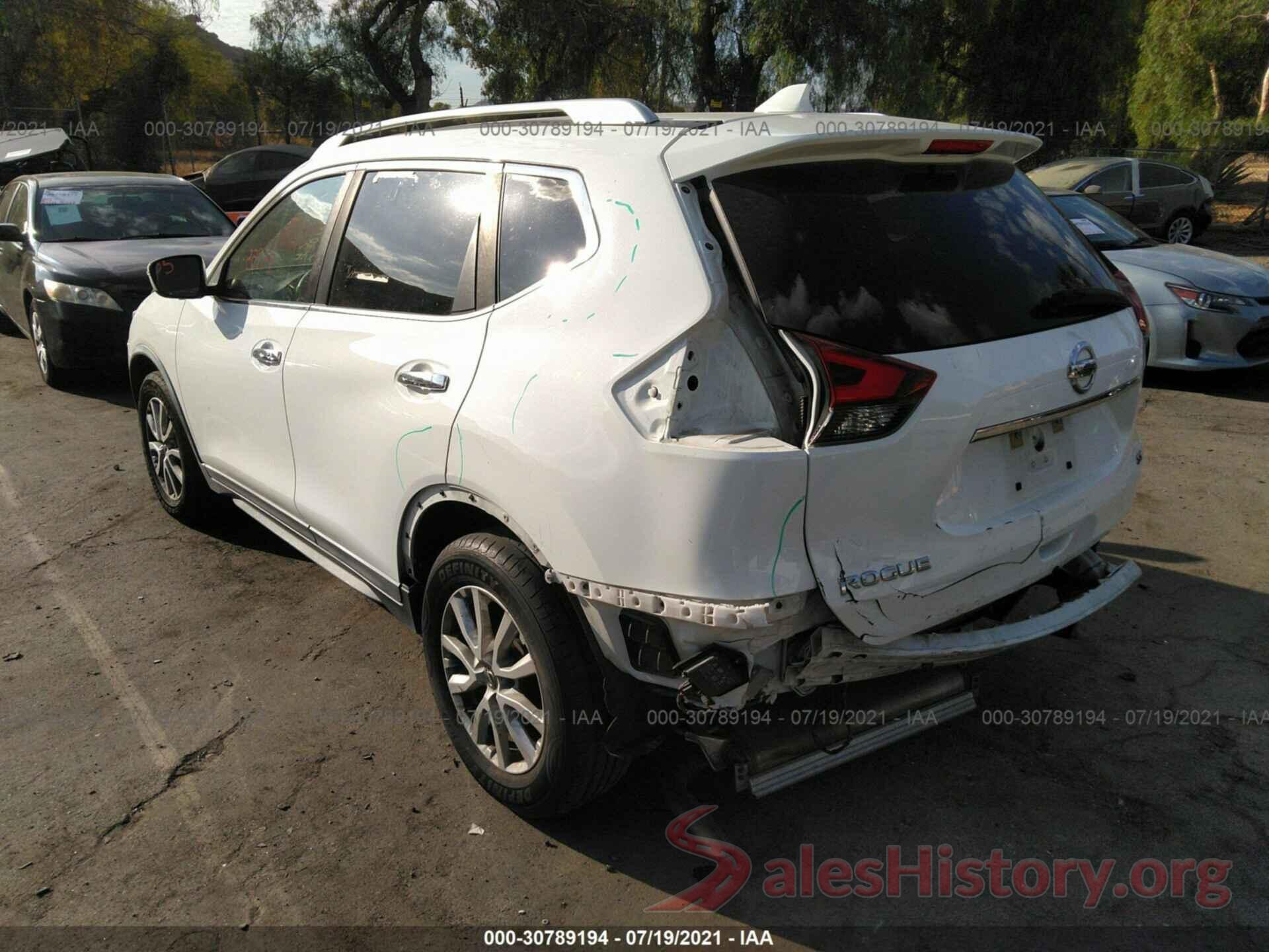 KNMAT2MT0JP571590 2018 NISSAN ROGUE