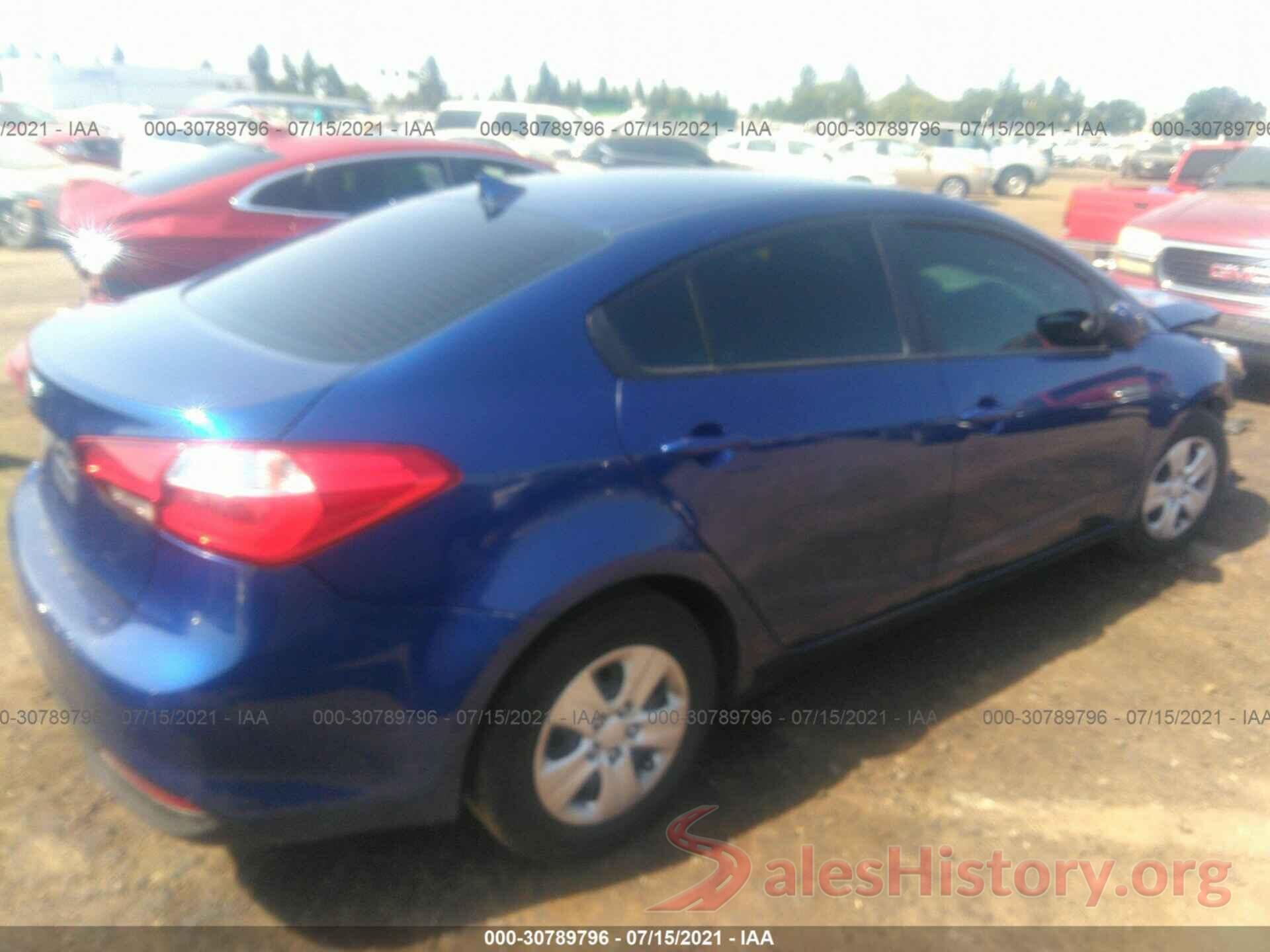 3KPFK4A70JE253058 2018 KIA FORTE