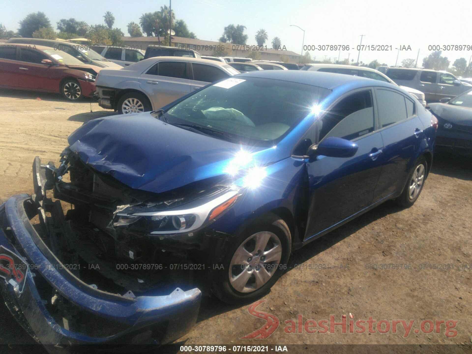 3KPFK4A70JE253058 2018 KIA FORTE