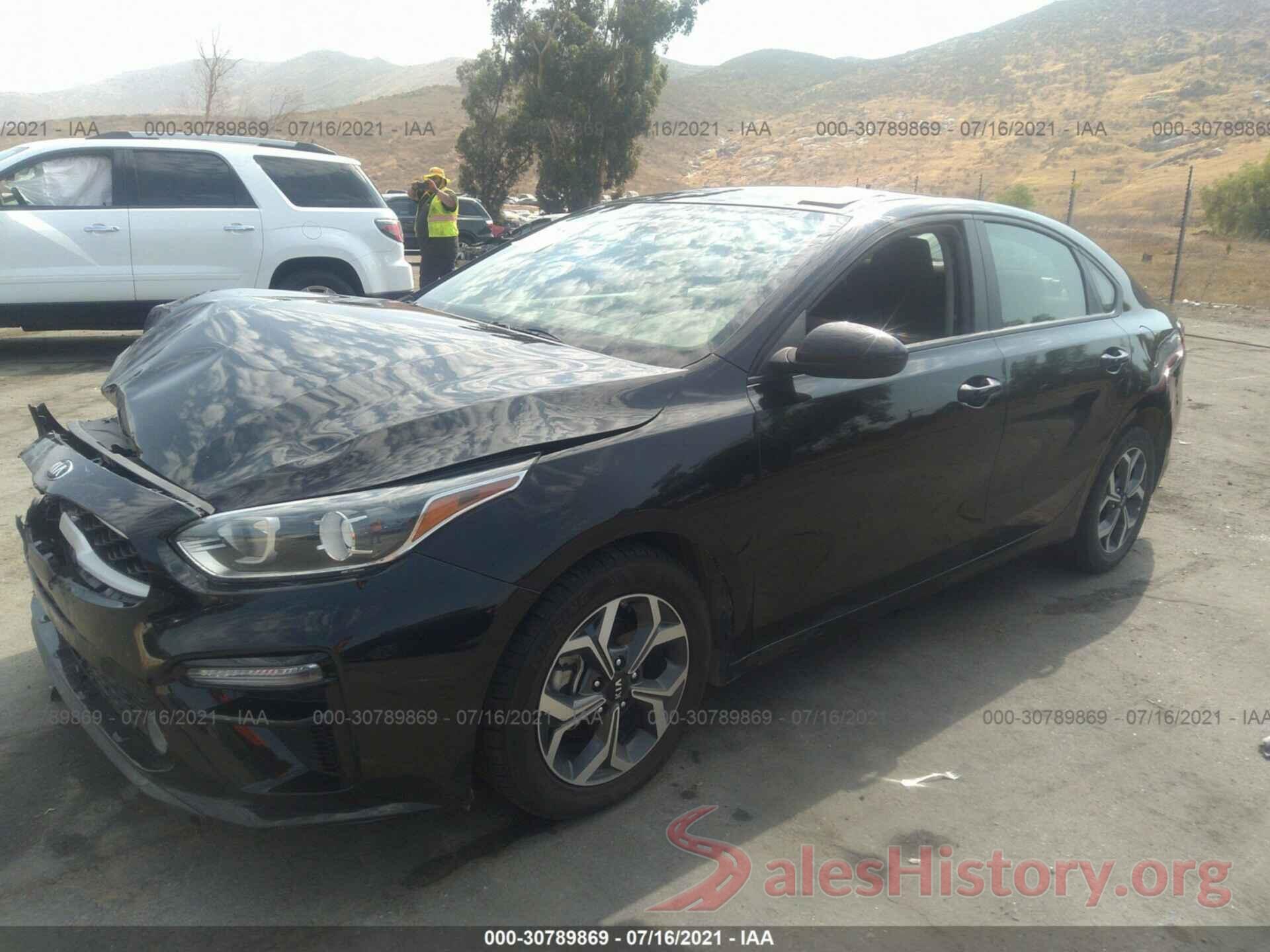 3KPF24AD1KE118839 2019 KIA FORTE