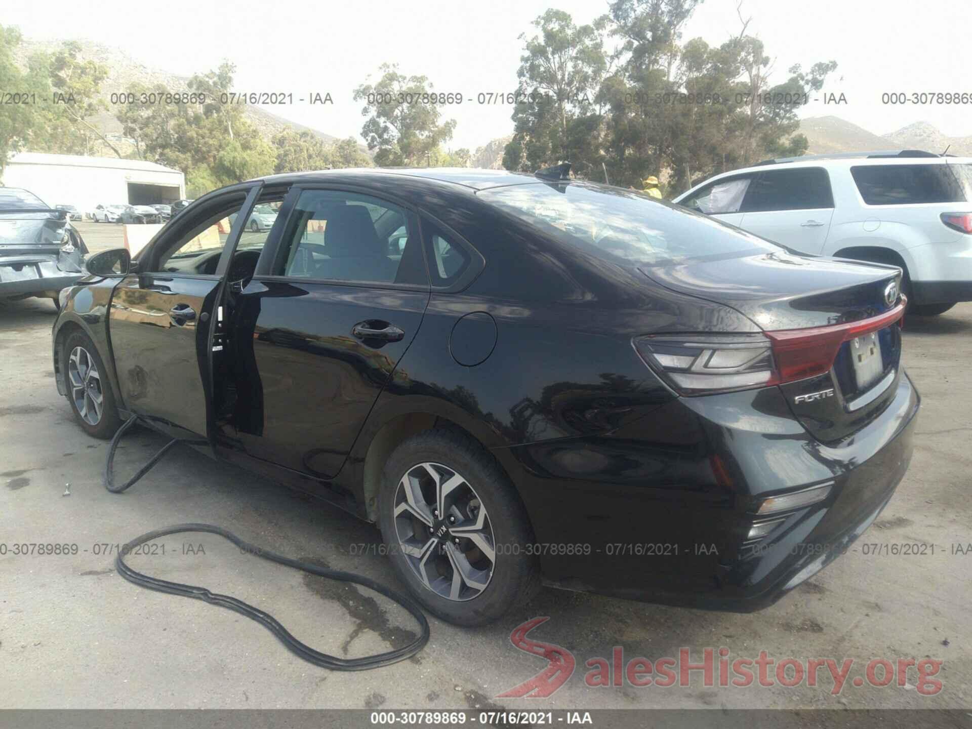 3KPF24AD1KE118839 2019 KIA FORTE