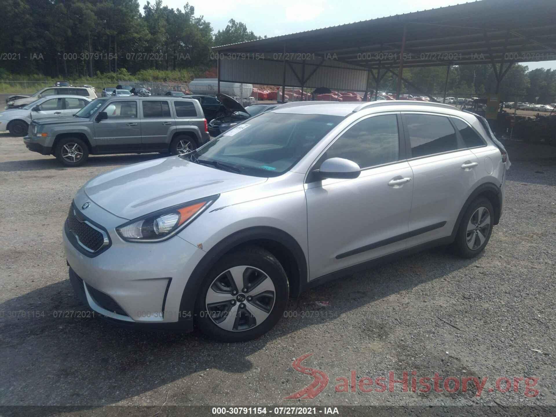 KNDCB3LC8H5055003 2017 KIA NIRO