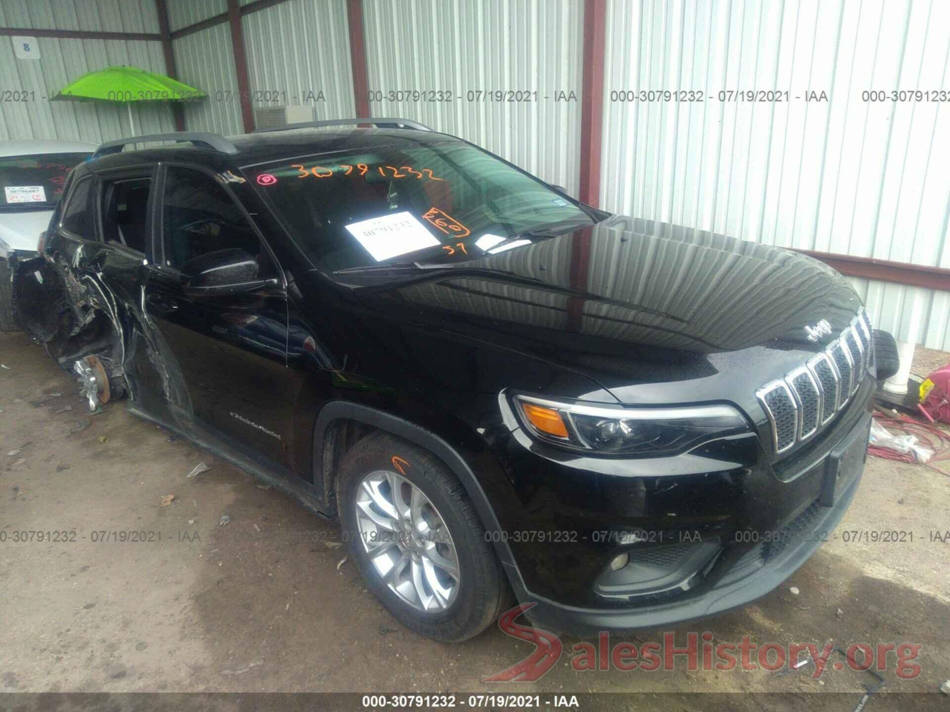 1C4PJLCB2KD114569 2019 JEEP CHEROKEE