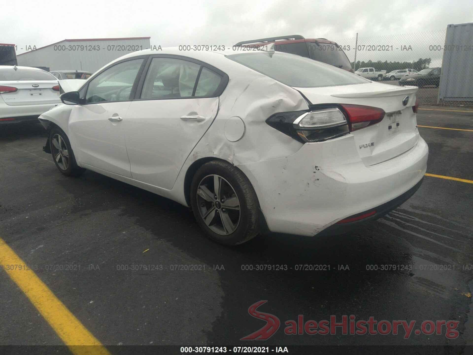 3KPFL4A76JE243809 2018 KIA FORTE