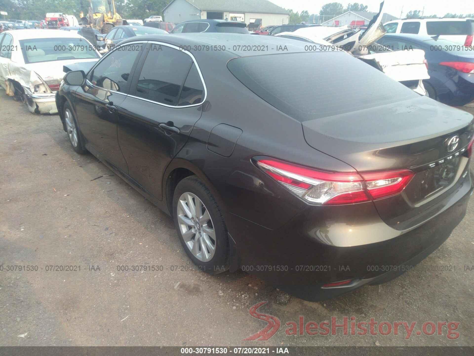 4T1B11HK7JU642481 2018 TOYOTA CAMRY