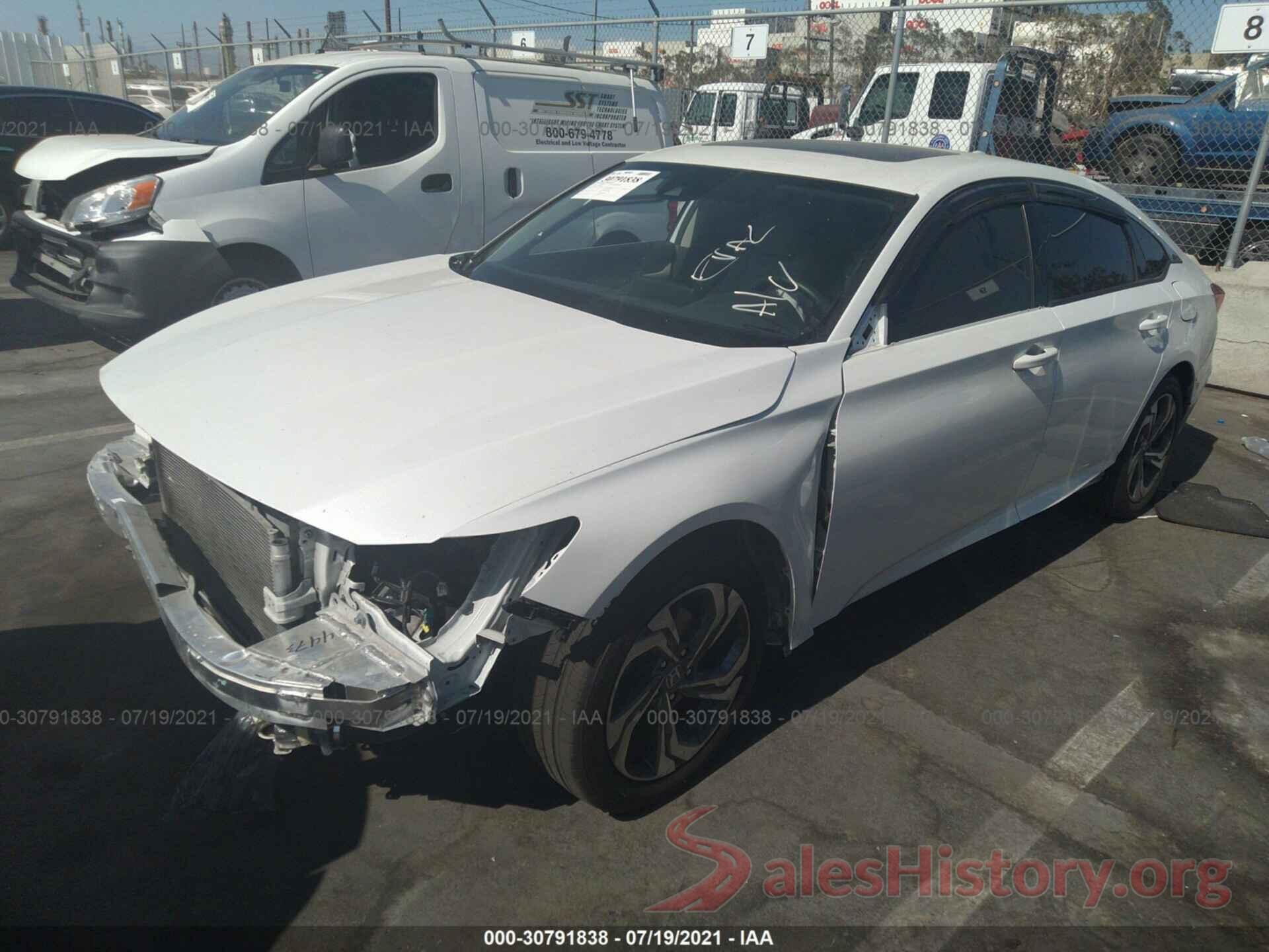 1HGCV1F48JA002400 2018 HONDA ACCORD SEDAN