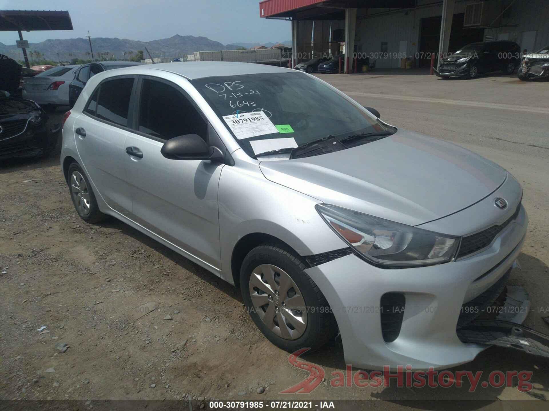 3KPA25AB2JE092166 2018 KIA RIO 5-DOOR