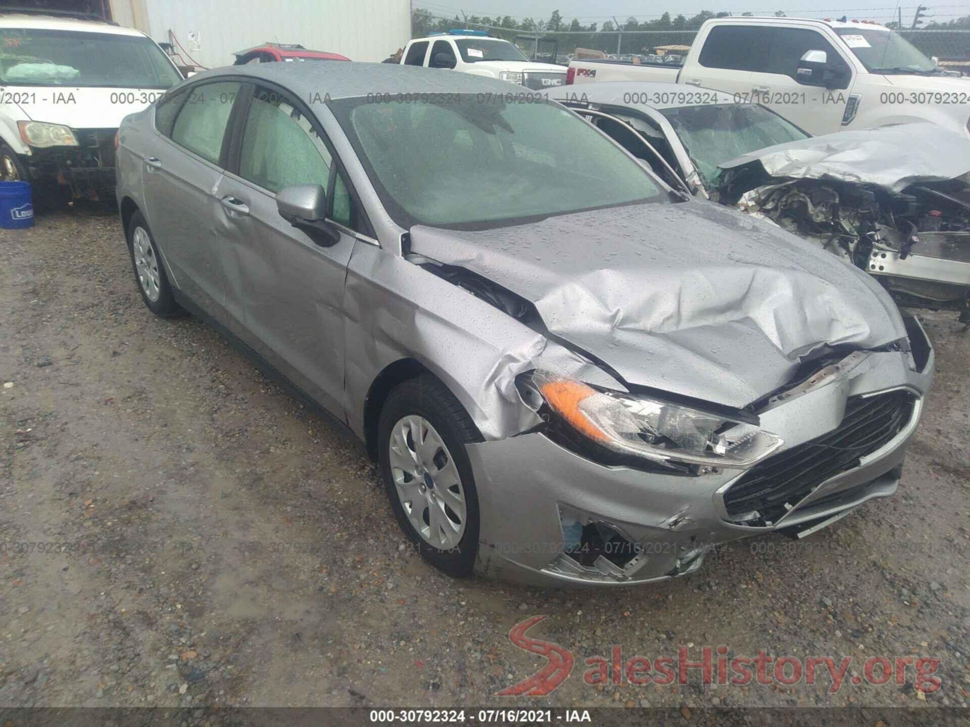 3FA6P0G73LR160697 2020 FORD FUSION