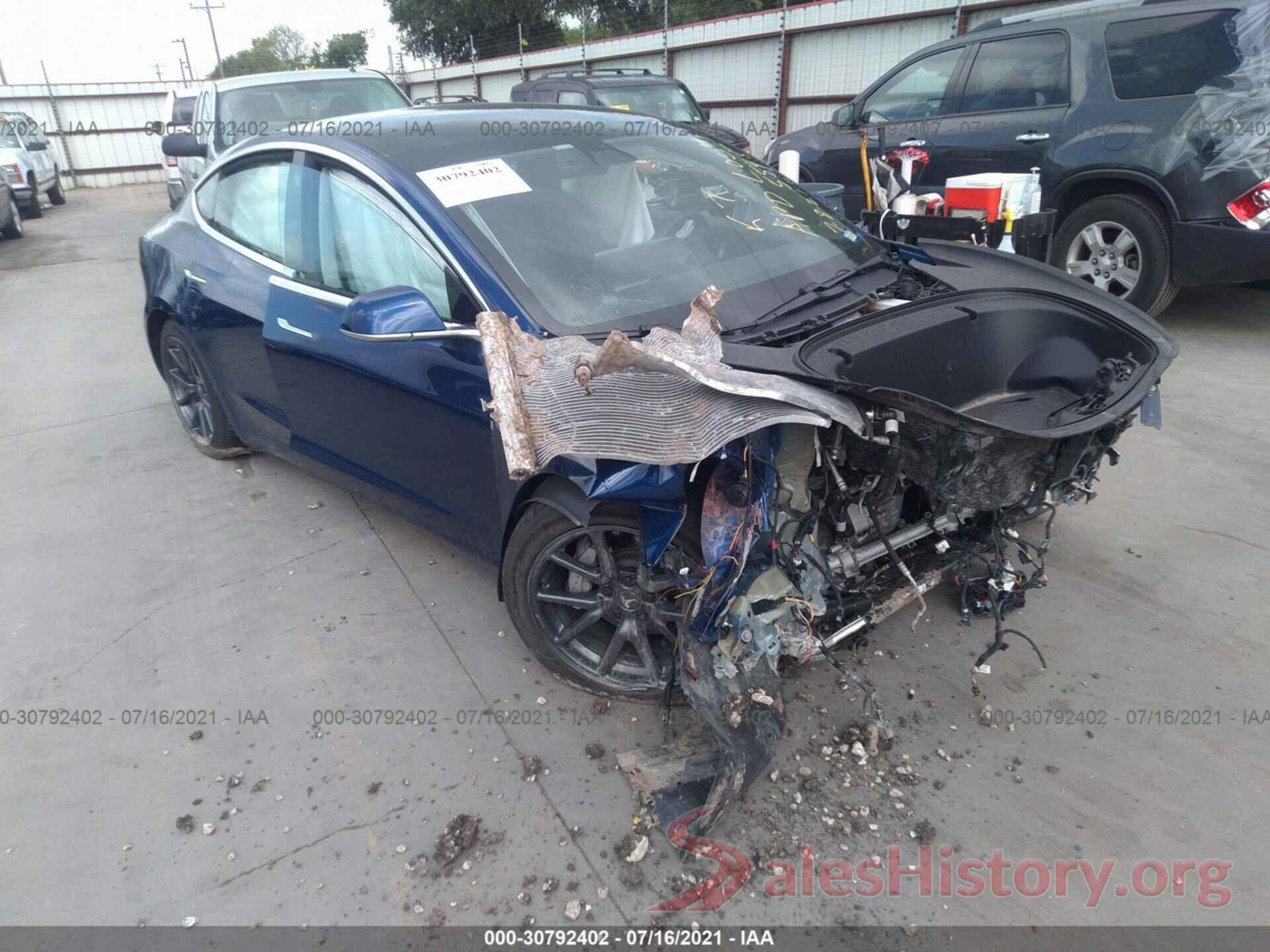 5YJ3E1EB7KF452708 2019 TESLA MODEL 3