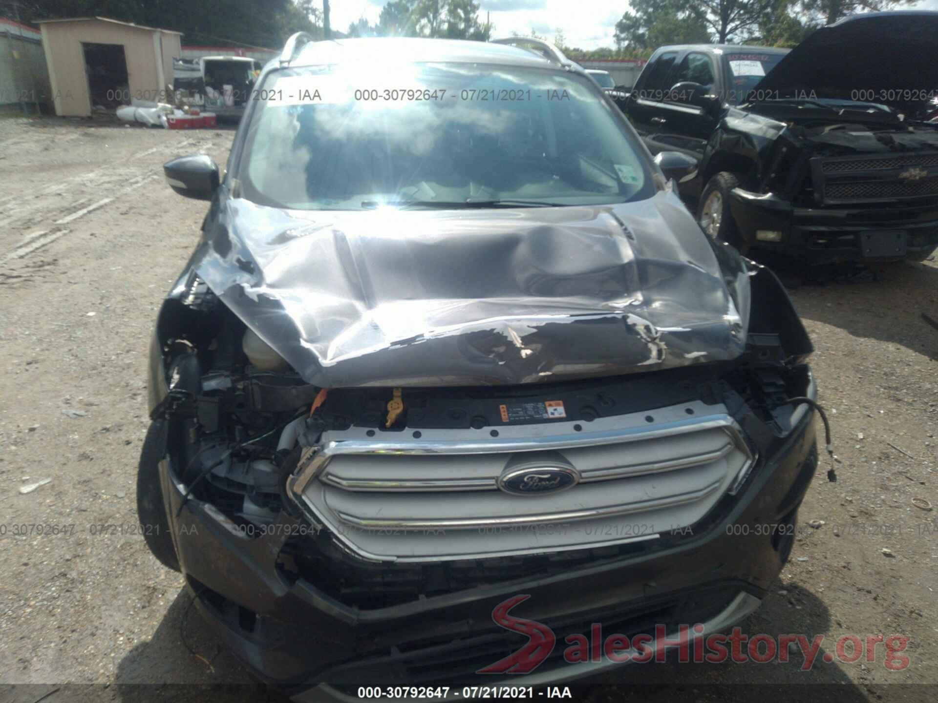 1FMCU0J99JUB96525 2018 FORD ESCAPE