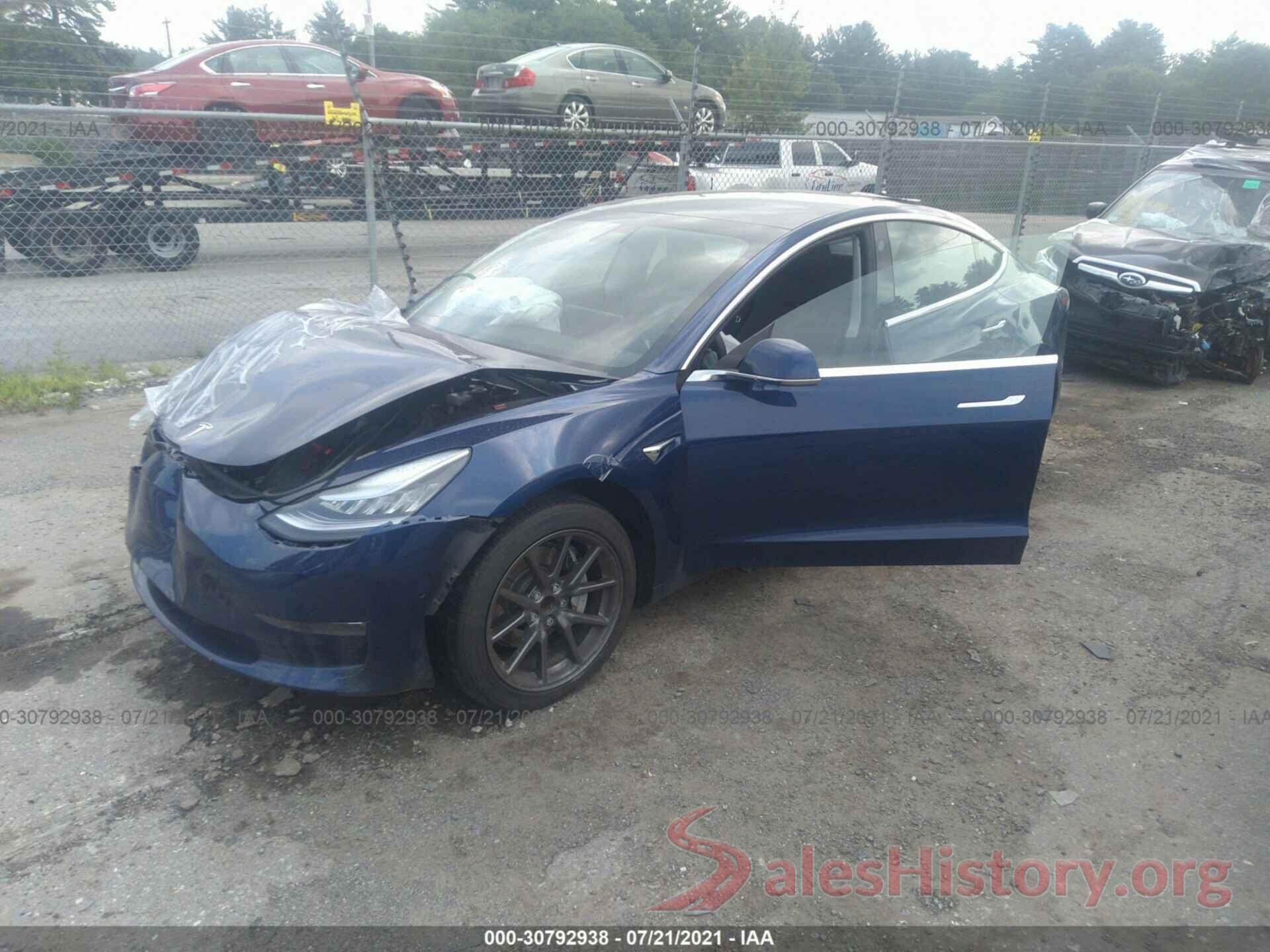 5YJ3E1EAXKF400691 2019 TESLA MODEL 3