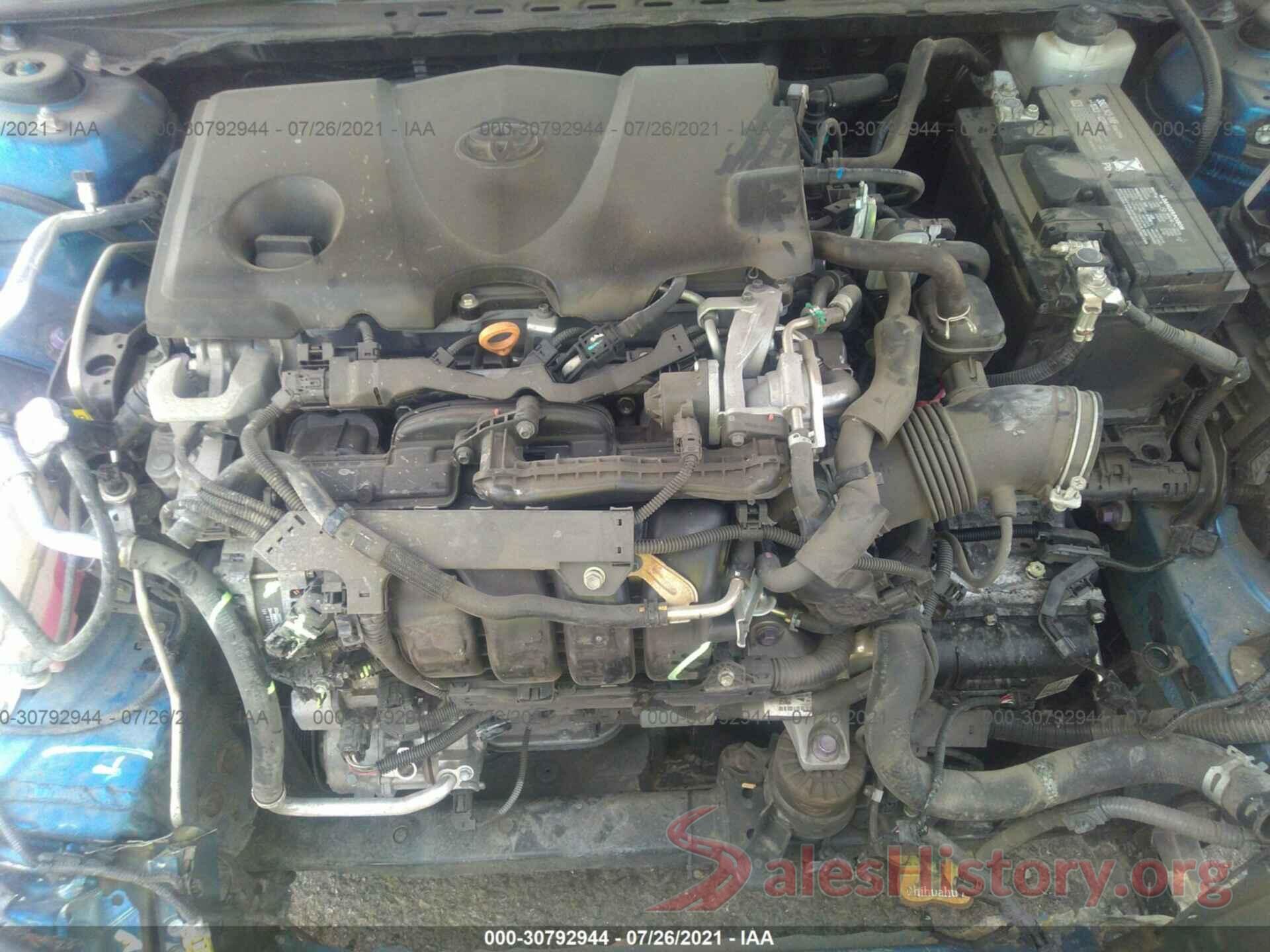 4T1B11HK1JU068427 2018 TOYOTA CAMRY