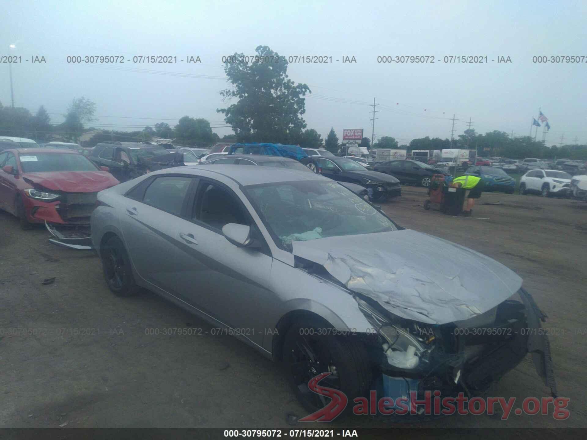 5NPLM4AG9MH023855 2021 HYUNDAI ELANTRA