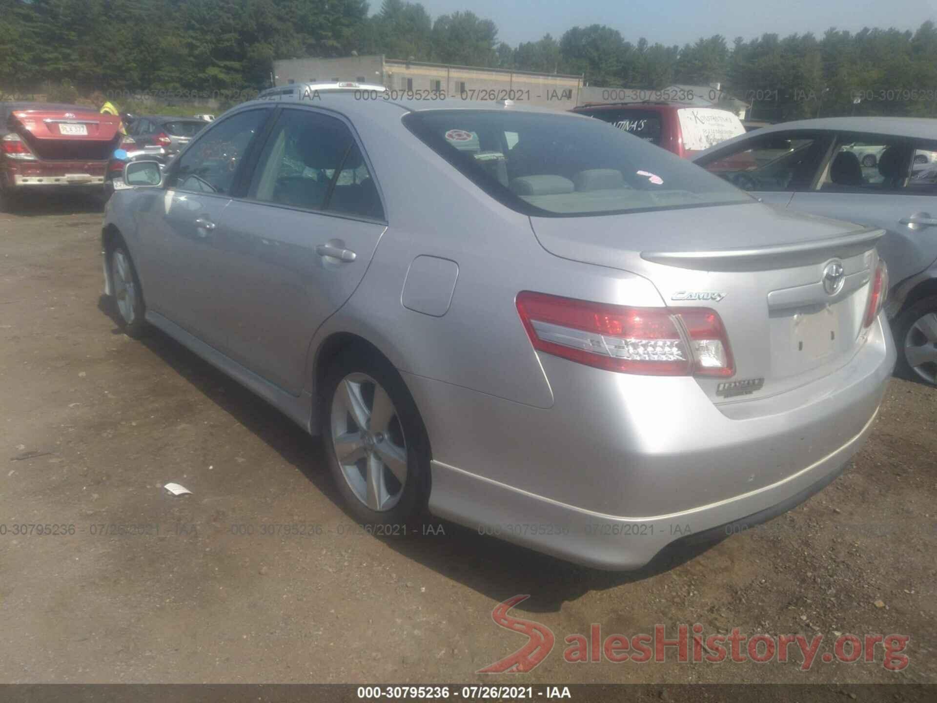 4T1BF3EKXBU131589 2011 TOYOTA CAMRY