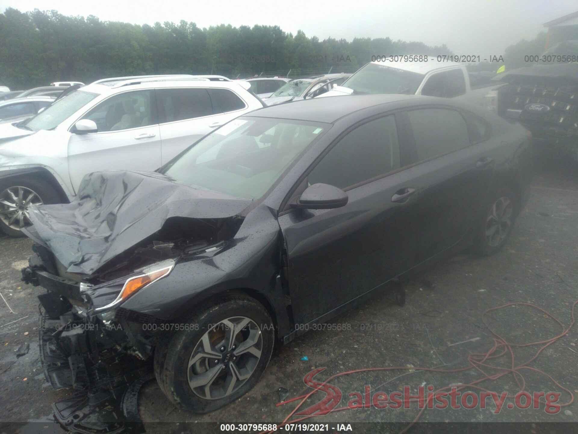 3KPF24AD8KE120412 2019 KIA FORTE