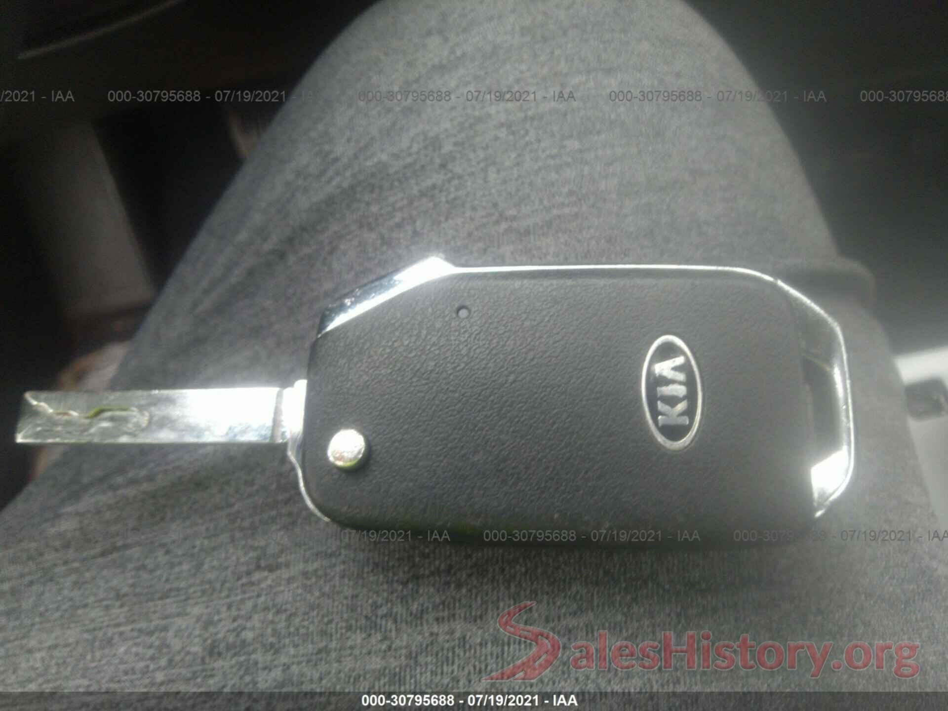 3KPF24AD8KE120412 2019 KIA FORTE