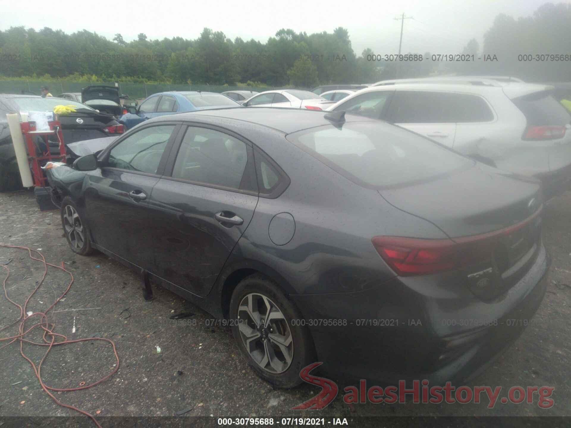 3KPF24AD8KE120412 2019 KIA FORTE